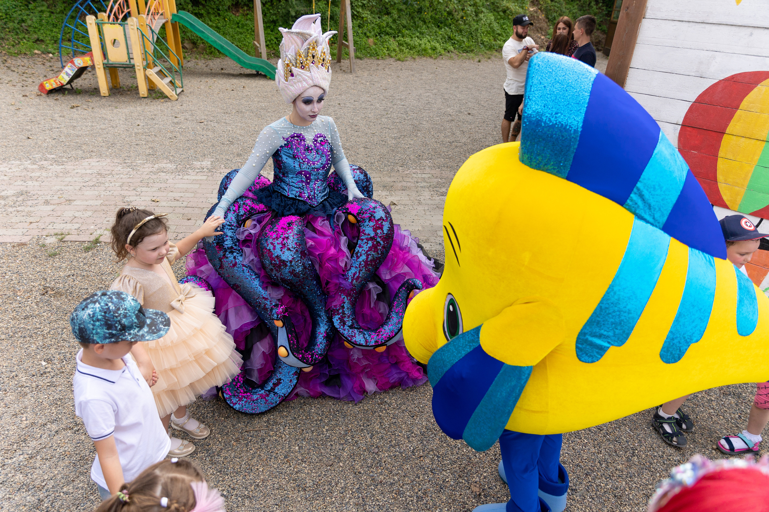 День рождение в беседках Облака. Выпускные альбомы во Владивостоке