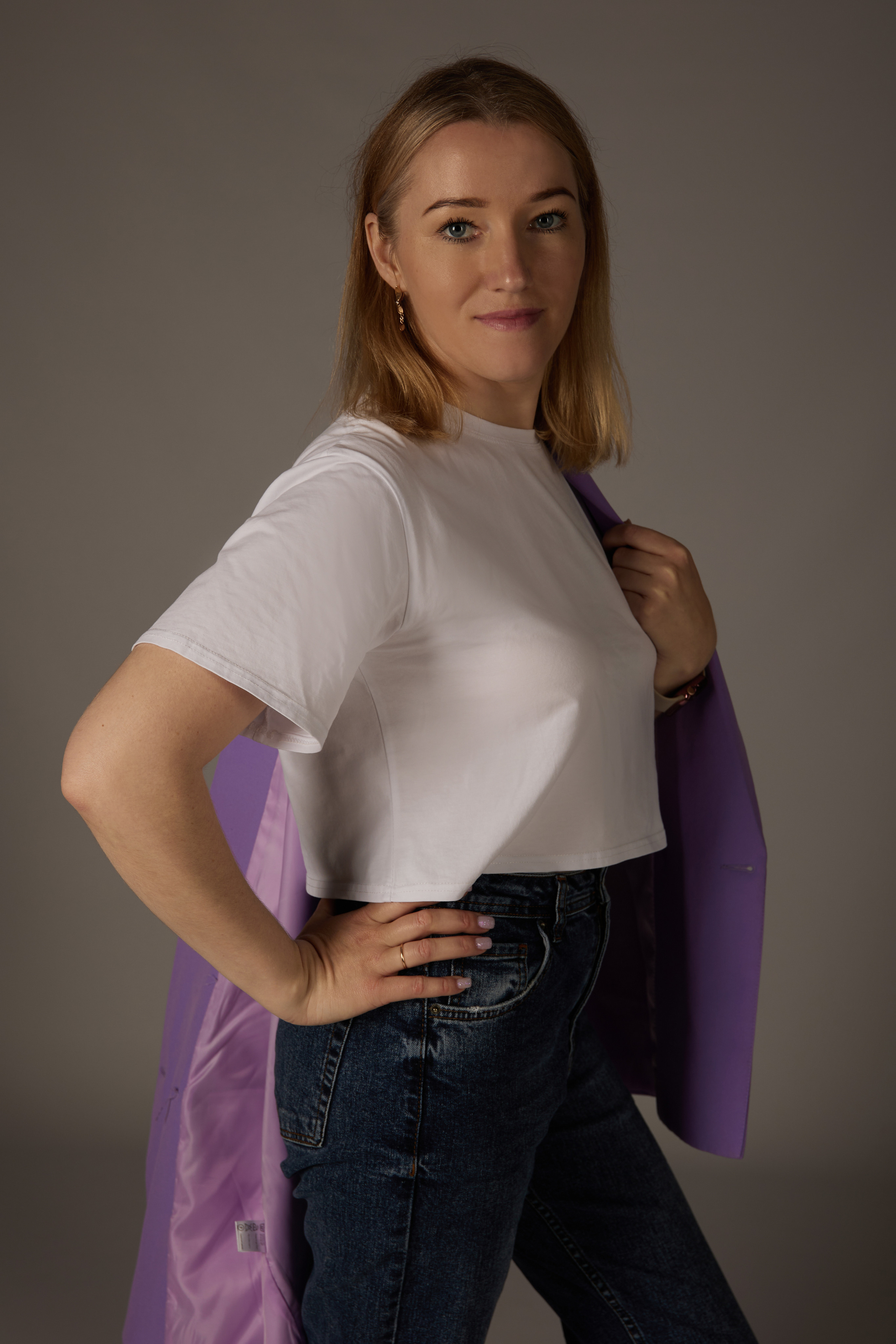 Индивидуальная съемка в фотостудии Don't Sleep Studio. Выпускные альбомы во Владивостоке