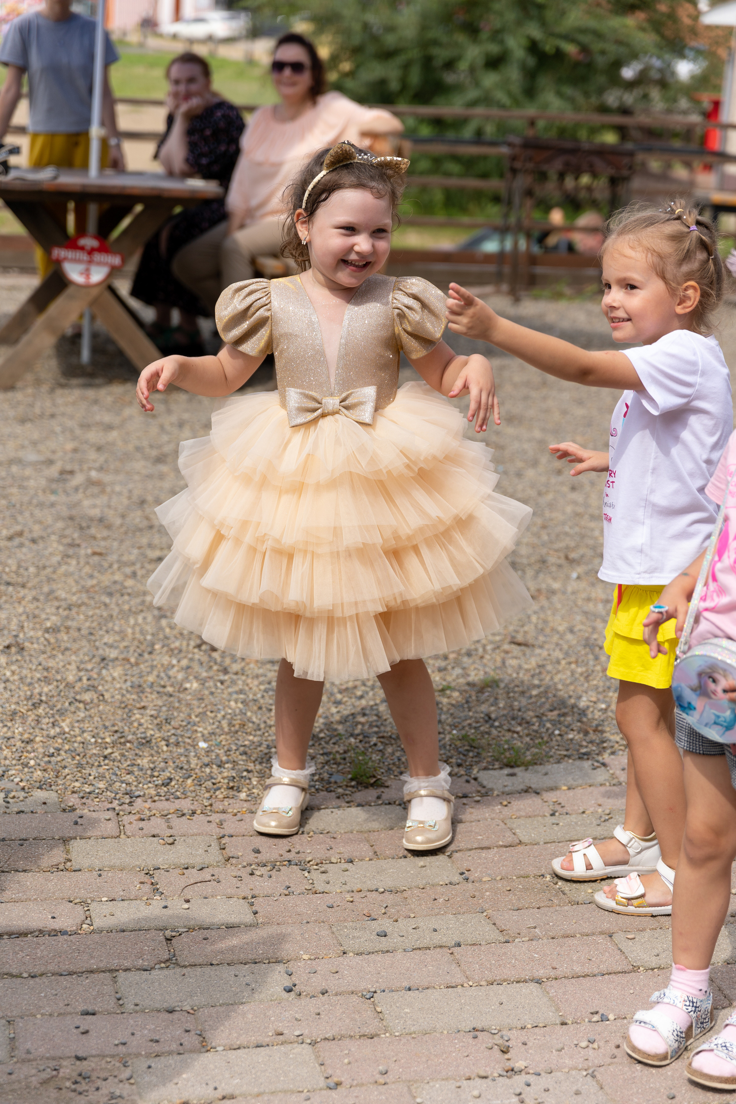 День рождение в беседках Облака. Выпускные альбомы во Владивостоке