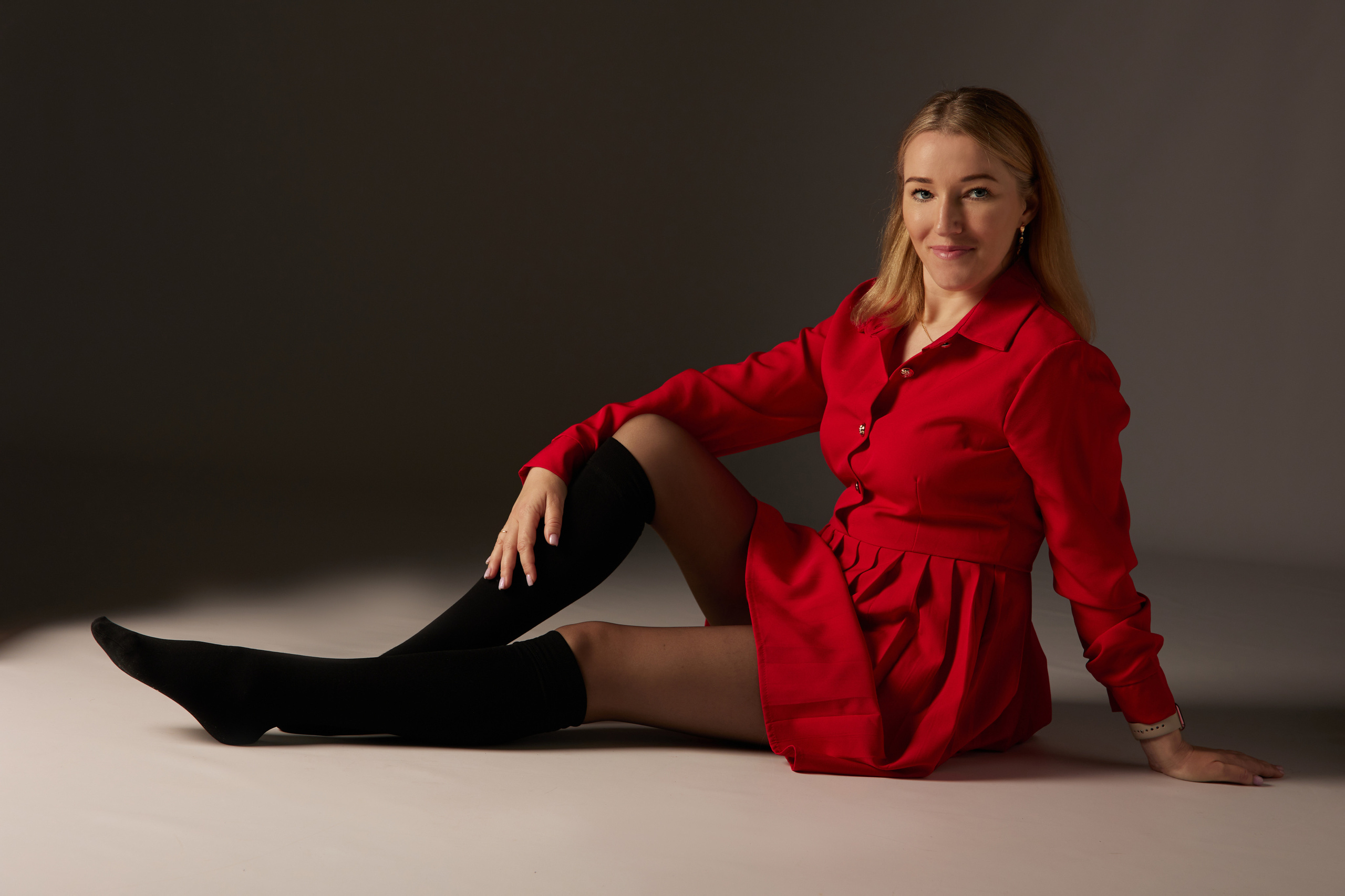 Индивидуальная съемка в фотостудии Don't Sleep Studio. Выпускные альбомы во Владивостоке