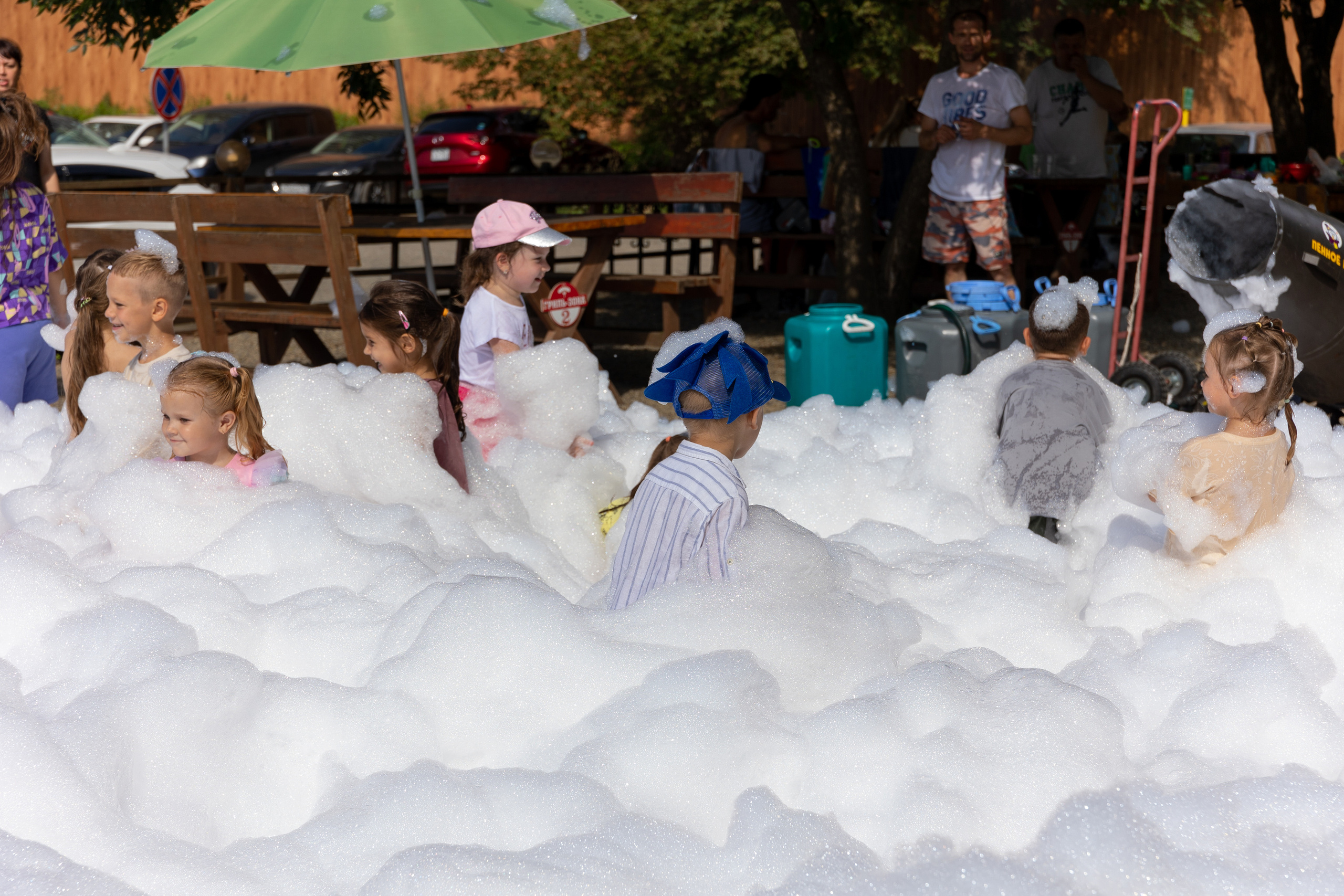 День рождение в беседках Облака. Выпускные альбомы во Владивостоке