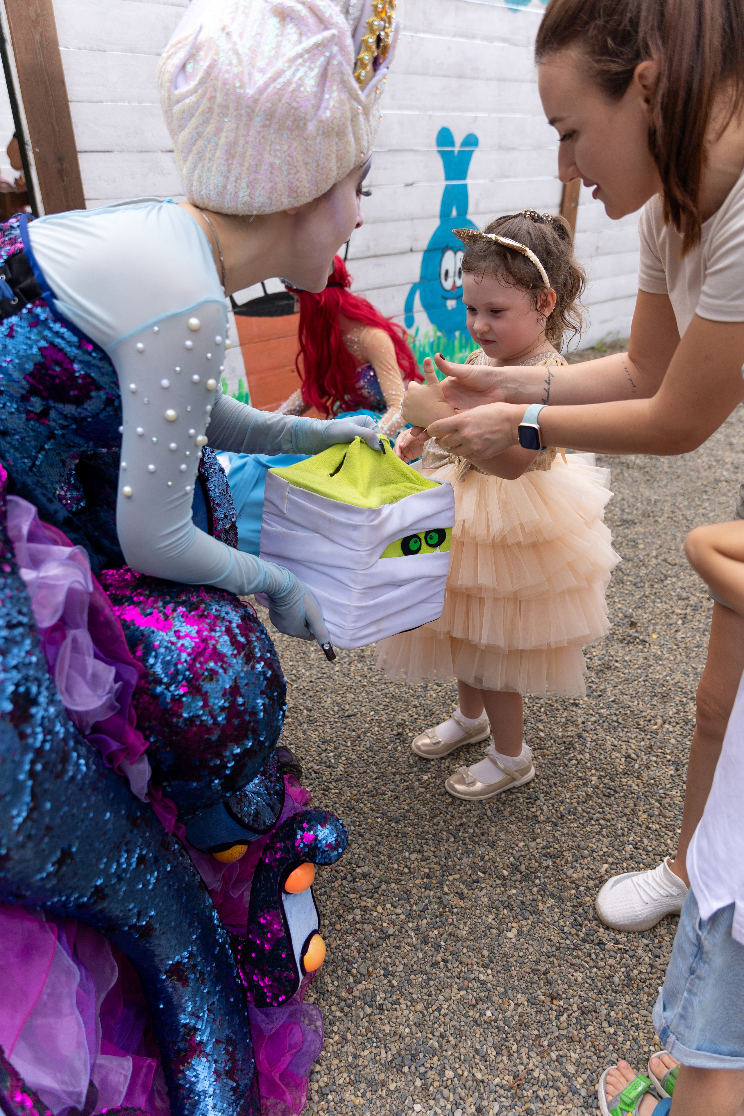День рождение в беседках Облака. Выпускные альбомы во Владивостоке