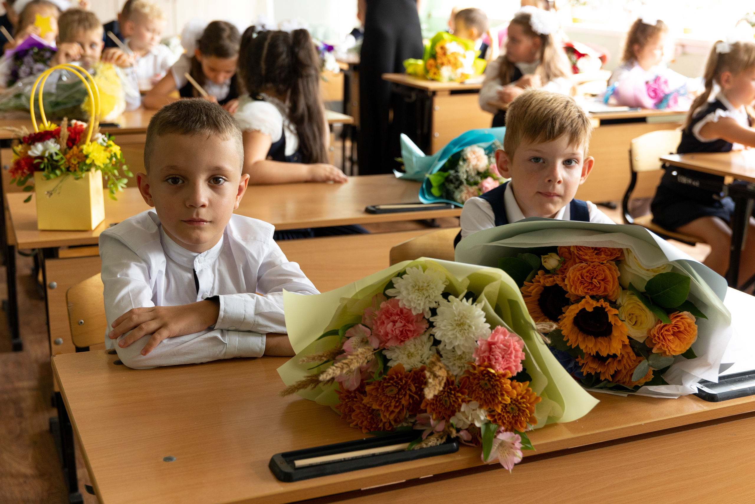  Портрет школьника для Выпускного Альбома, Владивосток, Идея для групповой фотографии, групповой снимок. школьная, фотосессия, выпускной, альбом, владивосток, приморский, край, современные, выпускные, альбомы, дальний, восток, портрет, школа, фотосессия, девушка, парень, ученик, школьник, фотограф, линейка, 1 сентября, 1 класс