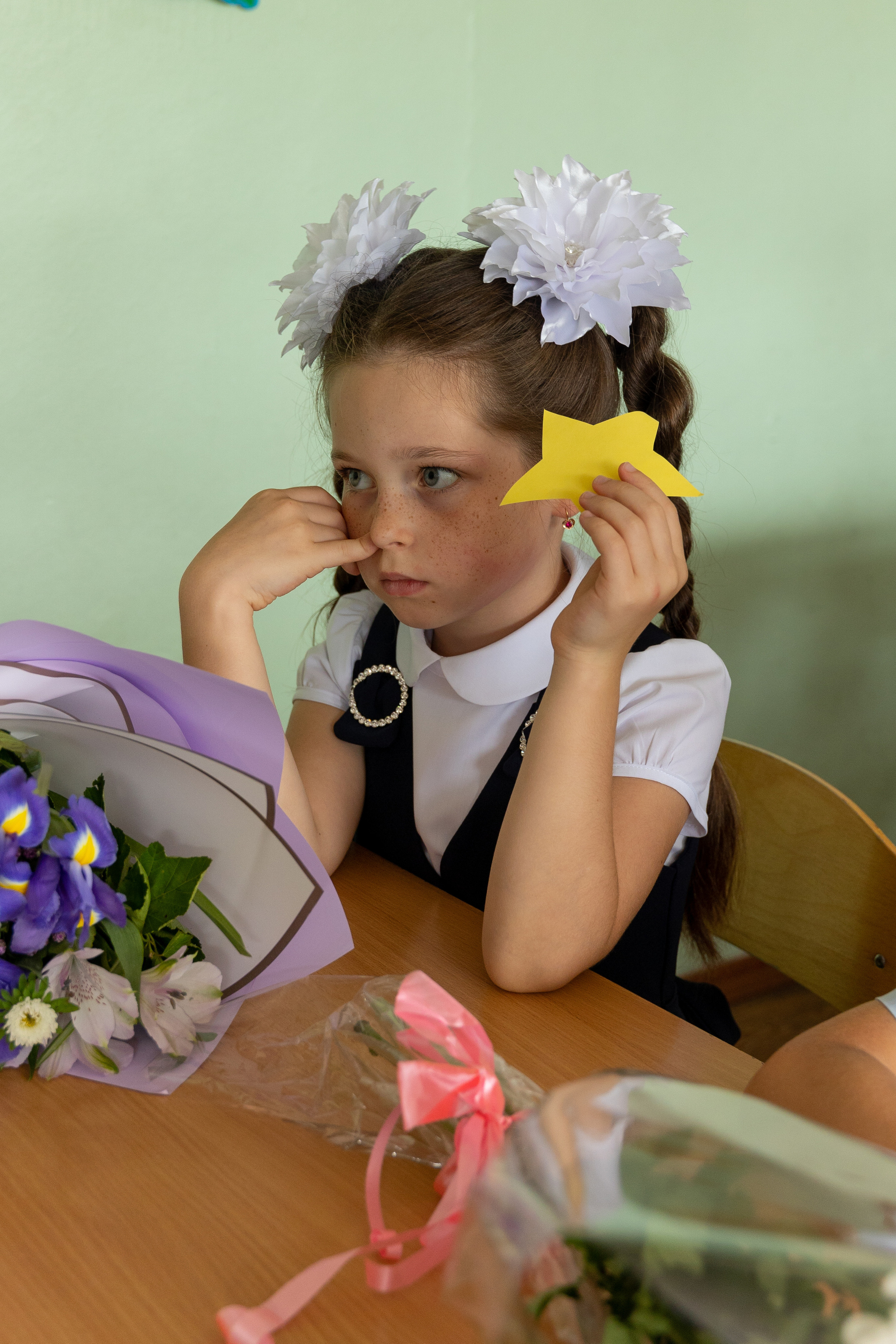  Портрет школьника для Выпускного Альбома, Владивосток, Идея для групповой фотографии, групповой снимок. школьная, фотосессия, выпускной, альбом, владивосток, приморский, край, современные, выпускные, альбомы, дальний, восток, портрет, школа, фотосессия, девушка, парень, ученик, школьник, фотограф, линейка, 1 сентября, 1 класс