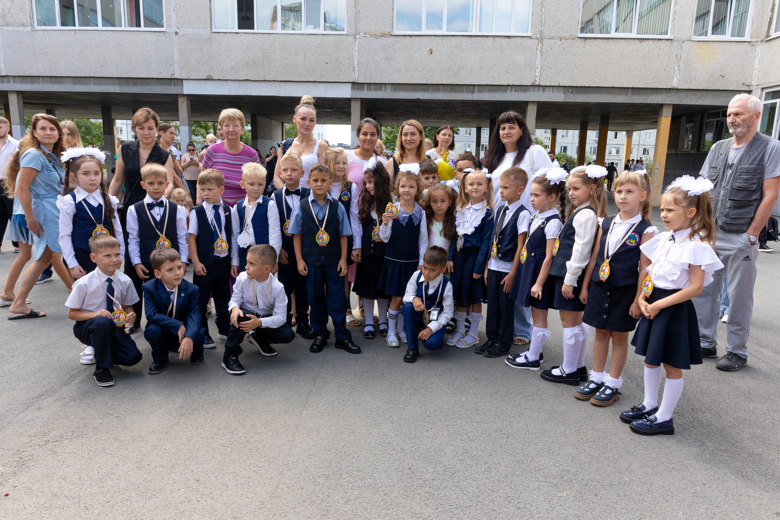  Портрет школьника для Выпускного Альбома, Владивосток, Идея для групповой фотографии, групповой снимок. школьная, фотосессия, выпускной, альбом, владивосток, приморский, край, современные, выпускные, альбомы, дальний, восток, портрет, школа, фотосессия, девушка, парень, ученик, школьник, фотограф, линейка, 1 сентября, 1 класс