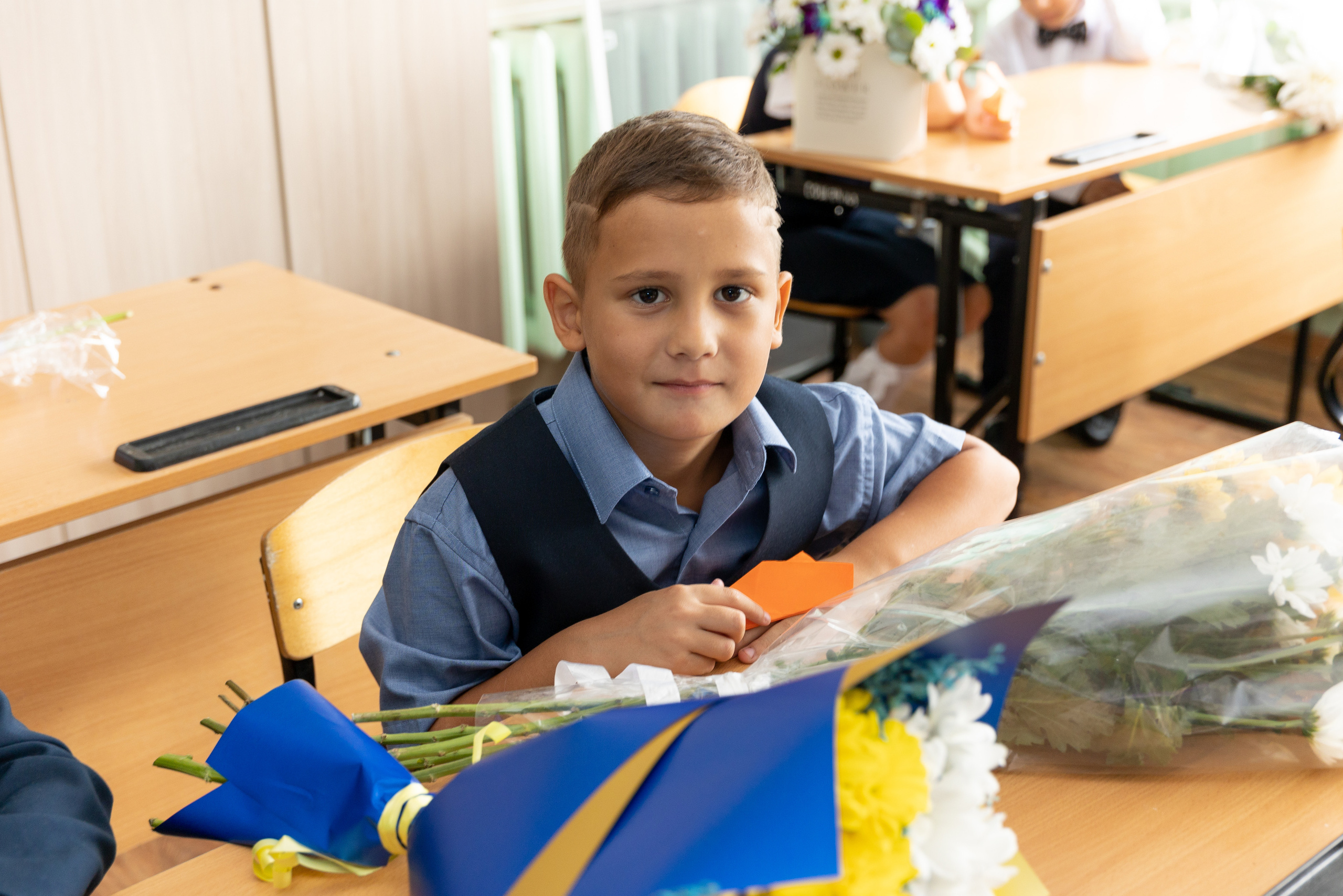 1 сентября 1 класс школа 74. Выпускные альбомы во Владивостоке