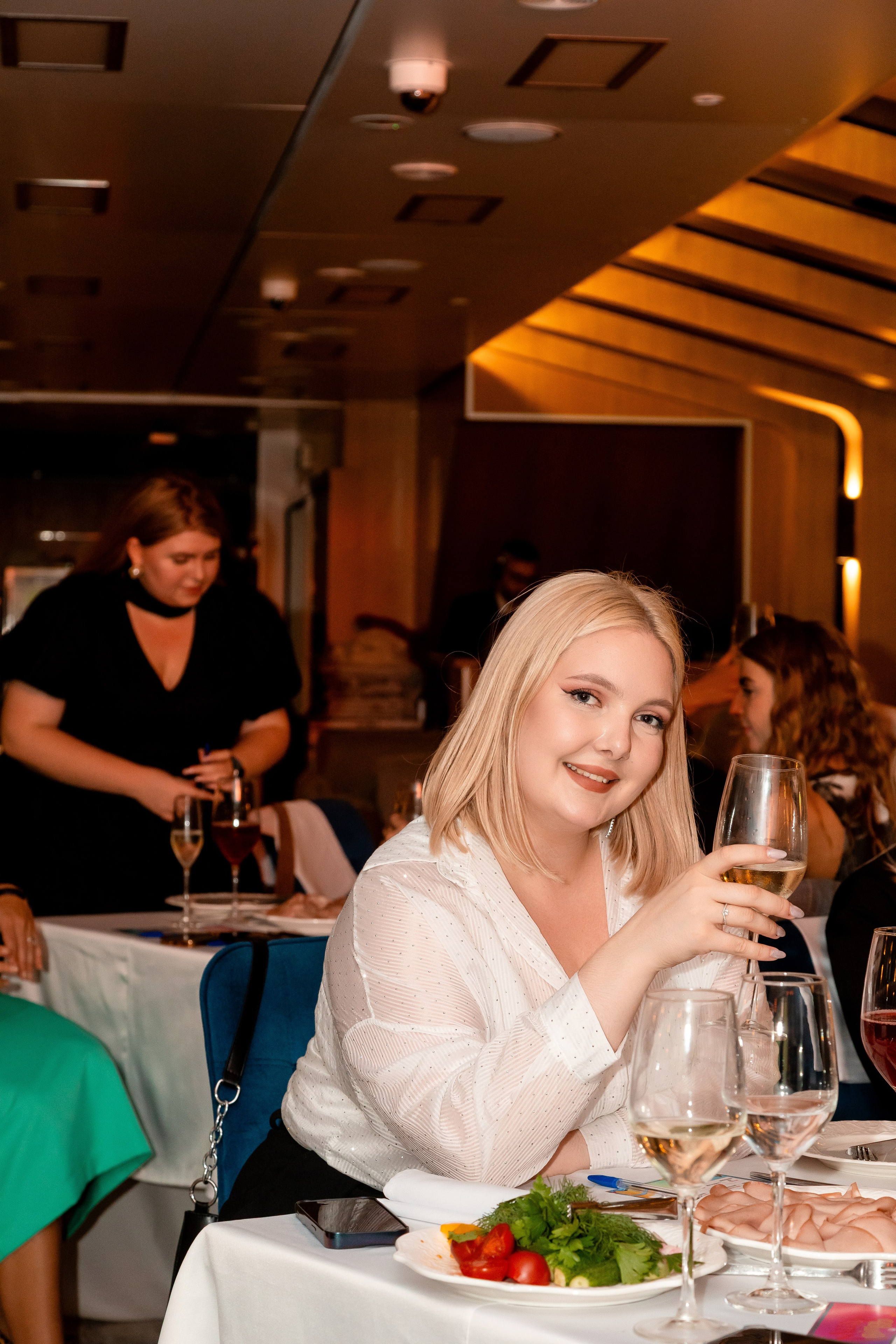 На воде. Главная