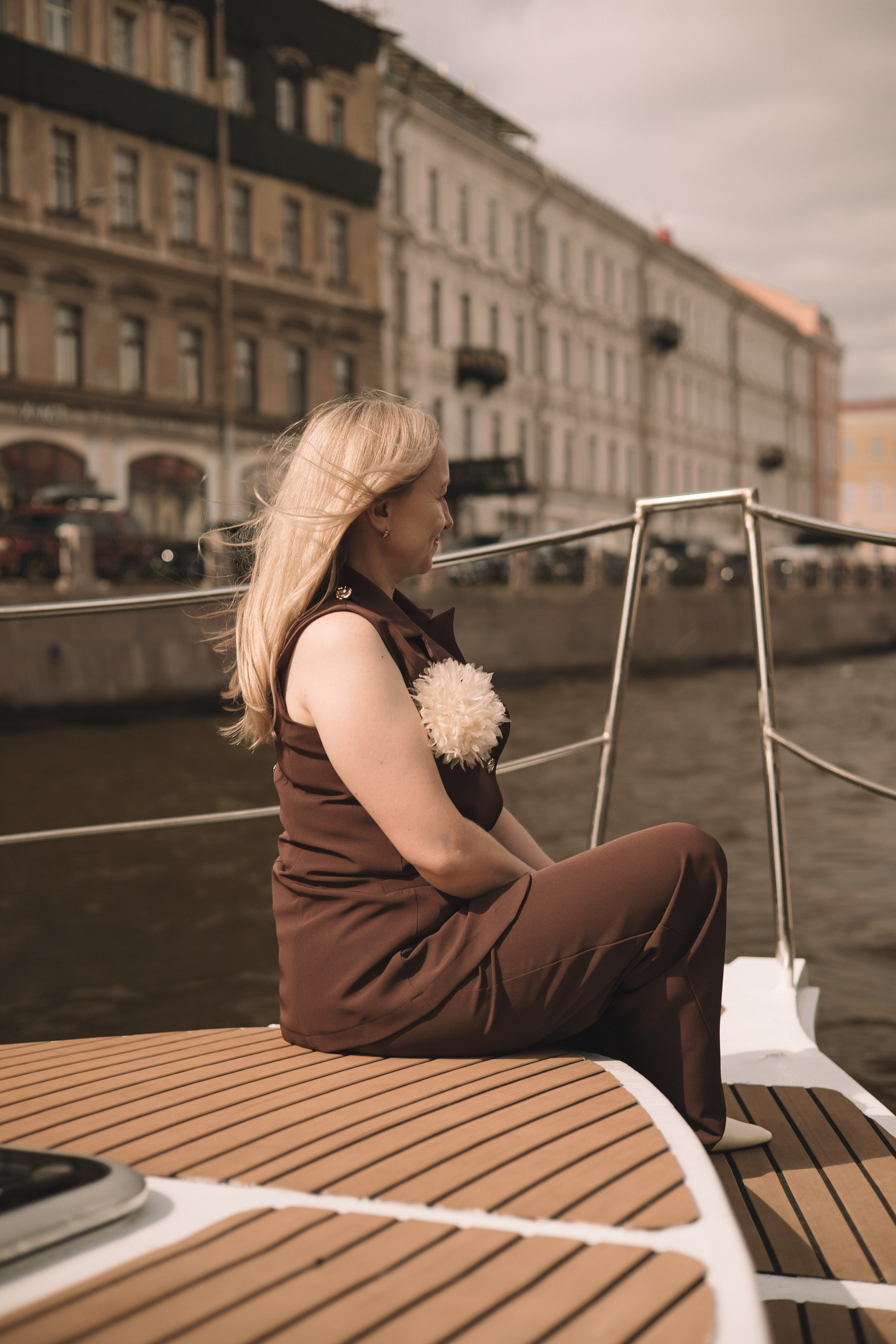 День Рождения на катере. Семейный фотограф в Санкт-Петербурге. Запечатление мгновений и ярких воспоминаний в Вашей жизни