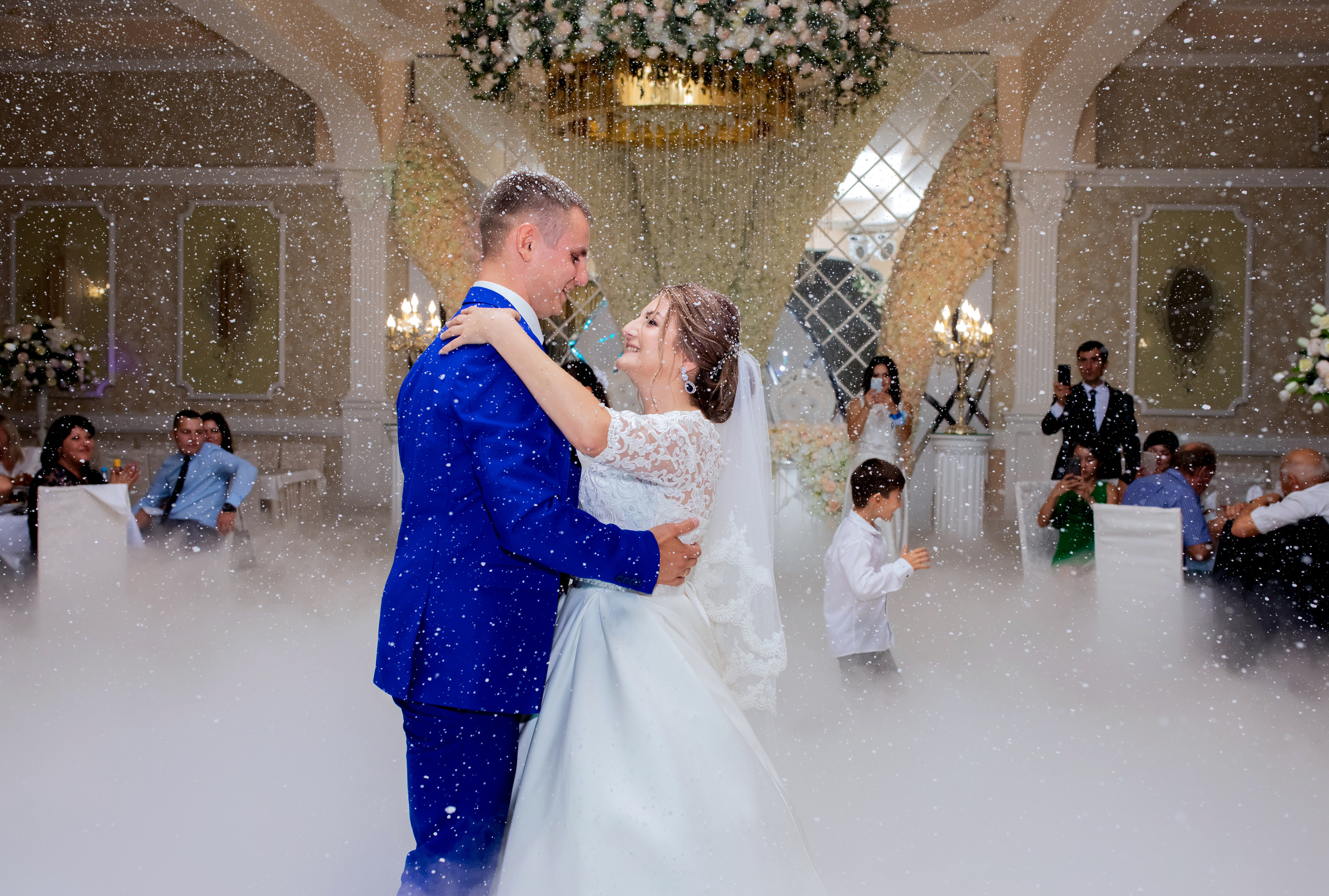 Свадьба для двоих. Фотограф-стилист Крым Прокат одежды в Крыму. Фотосессии в Крыму