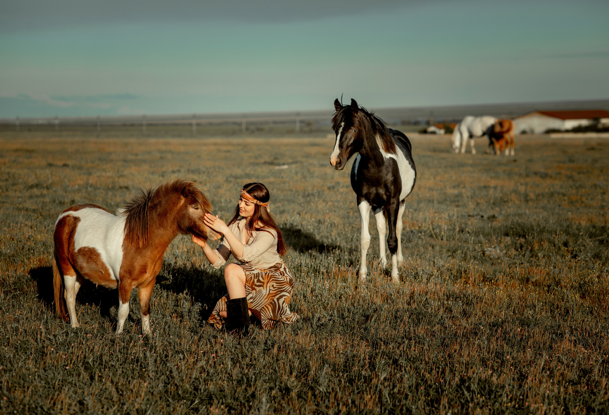 Фотосессия с лошадью. Фотограф-стилист Крым Прокат одежды в Крыму. Фотосессии в Крыму