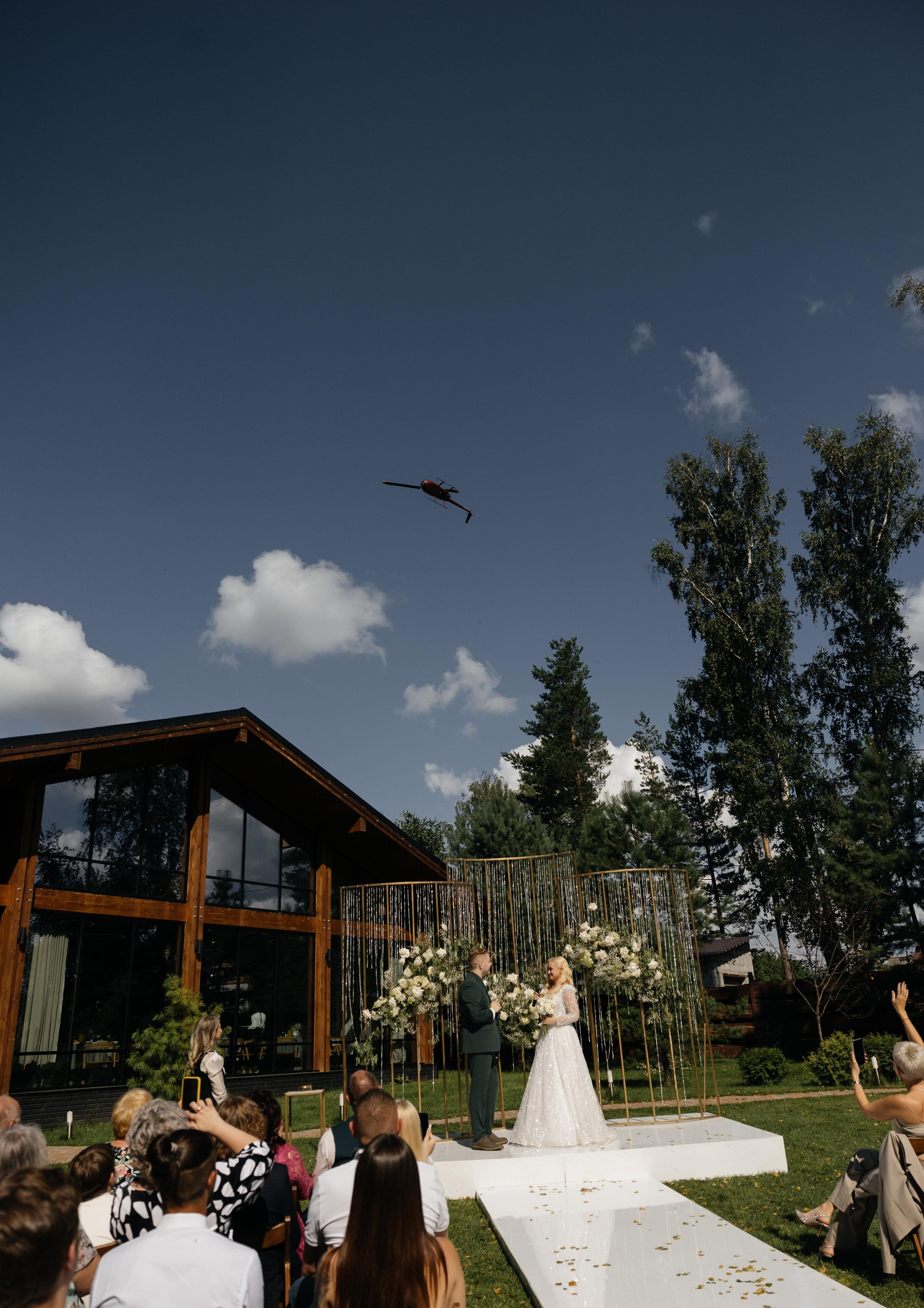 Свадебная история Тани и Саввы. Взлетаем. Свадебный и семейный фотограф Рассказова Виктория