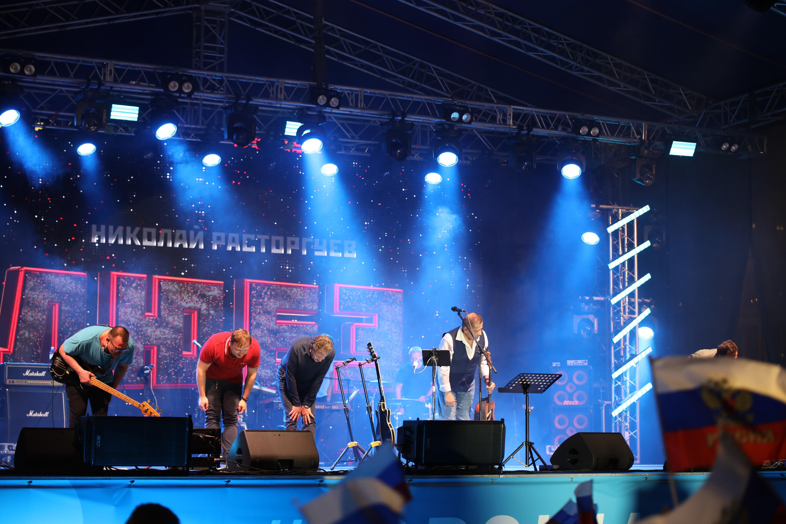 Хороша Родная. Концерт Николая Расторгуева и группы «ЛЮБЭ». Фотограф в Туле Крупский АнДРей. Фотостудия «КАДР71» в Туле