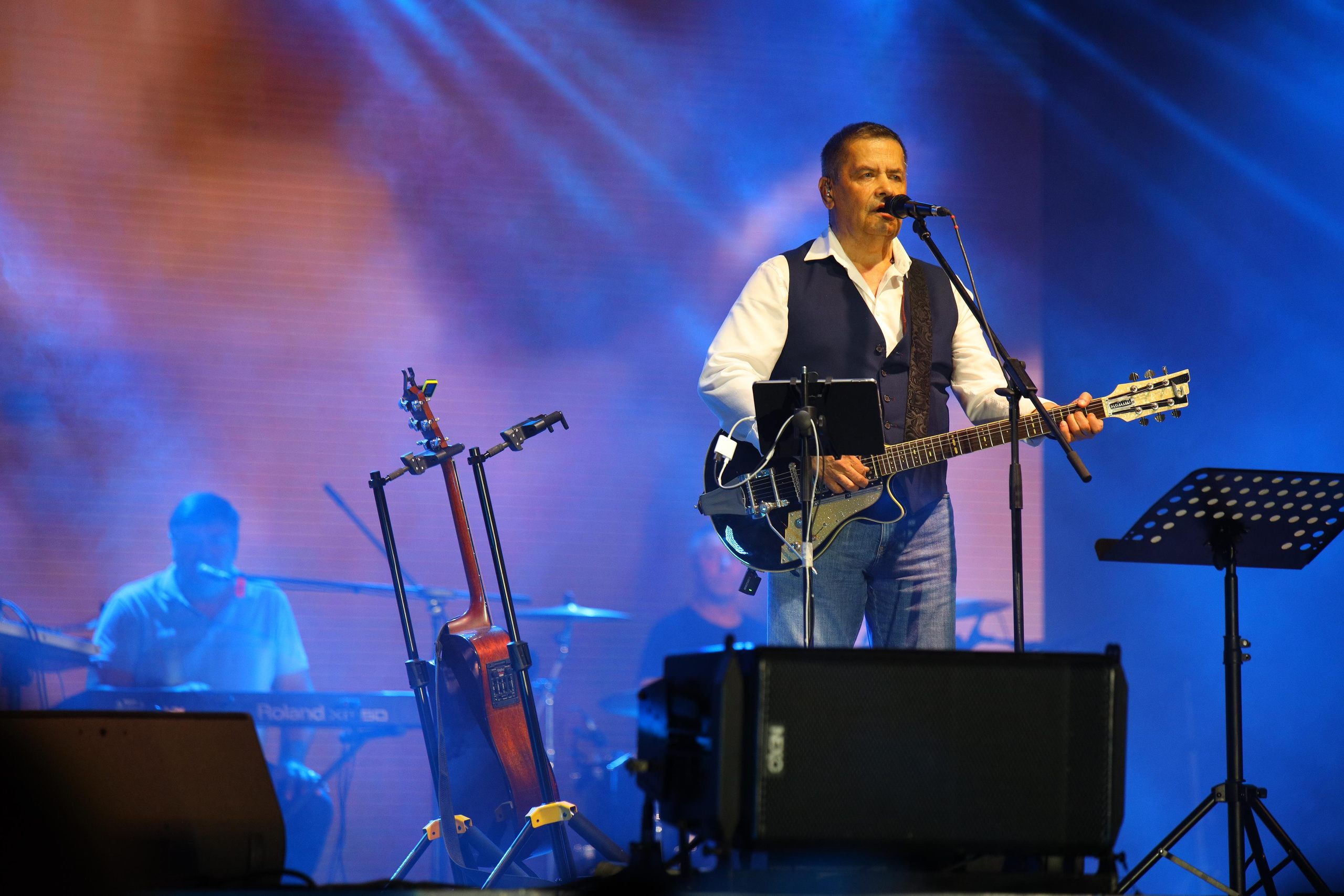 Хороша Родная. Концерт Николая Расторгуева и группы «ЛЮБЭ». Фотограф в Туле Крупский АнДРей. Фотостудия «КАДР71» в Туле