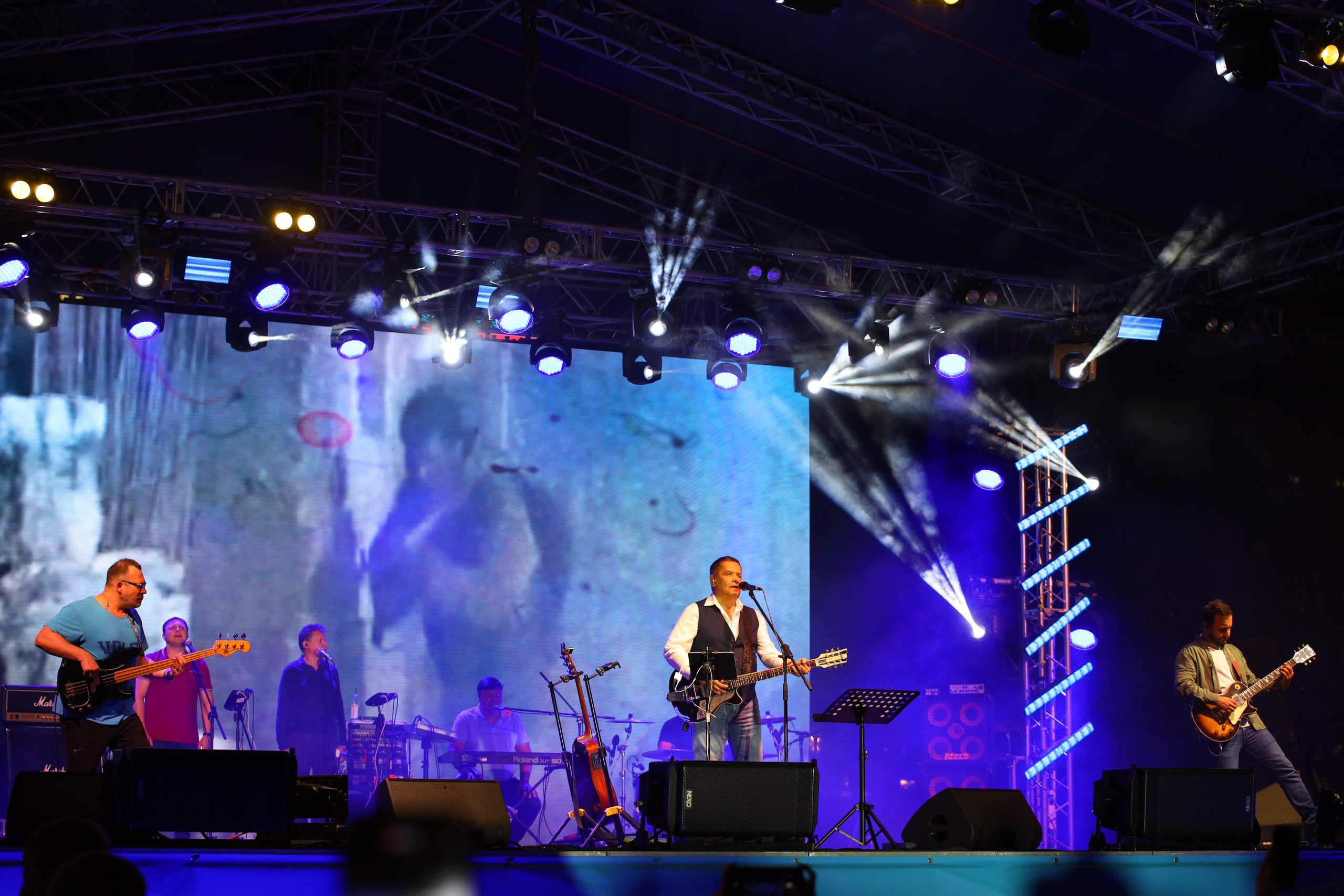 Хороша Родная. Концерт Николая Расторгуева и группы «ЛЮБЭ». Фотограф в Туле Крупский АнДРей. Фотостудия «КАДР71» в Туле