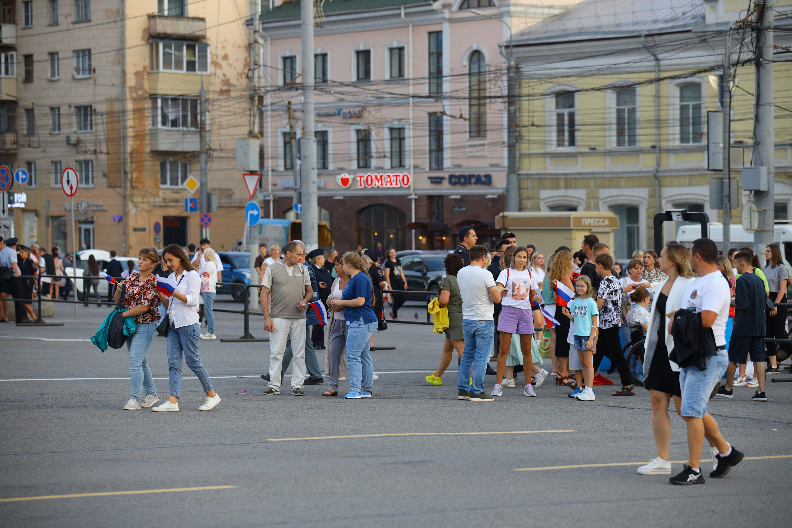 День флага России 2022 г. Фотограф в Туле Крупский АнДРей. Фотостудия «КАДР71» в Туле