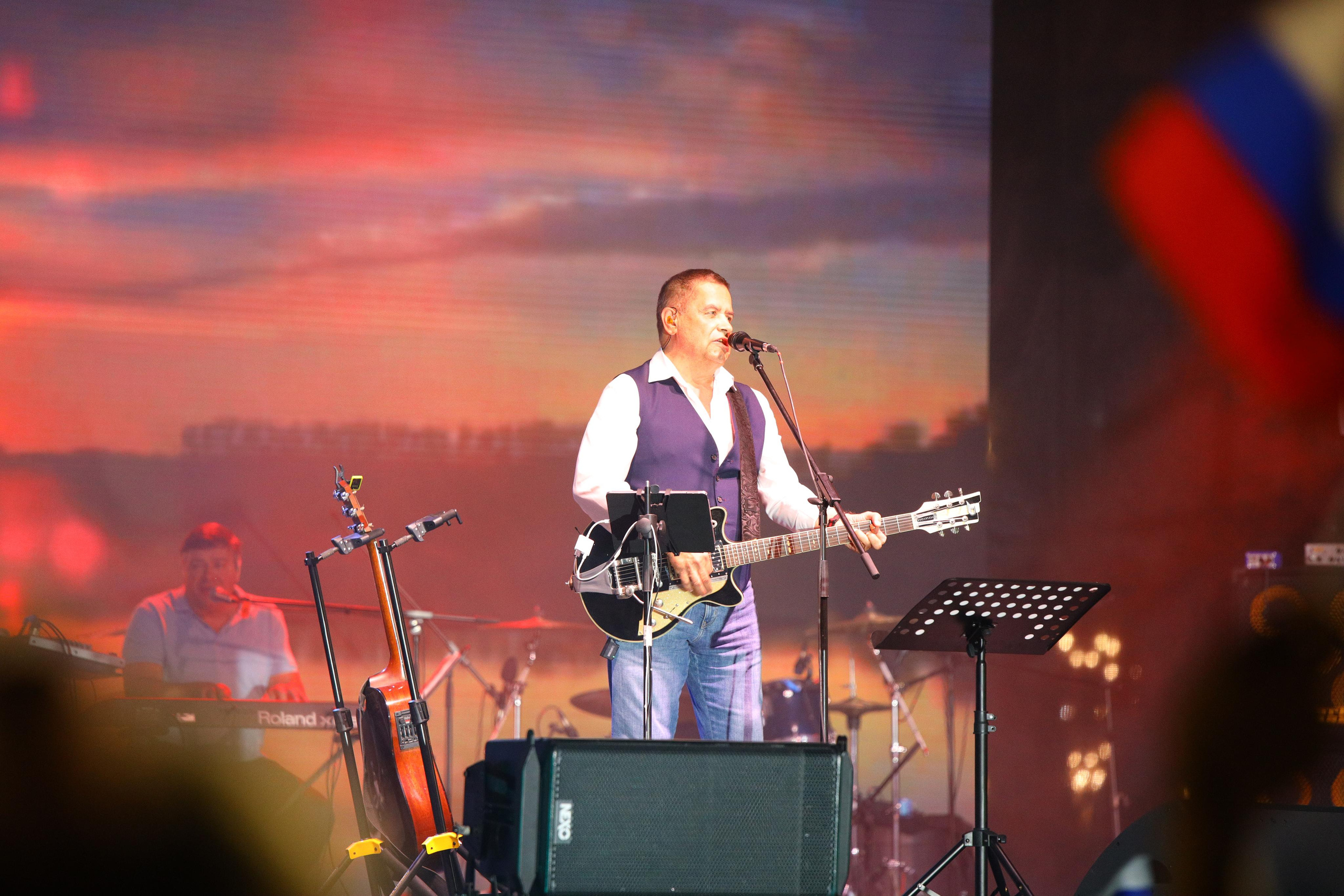 Хороша Родная. Концерт Николая Расторгуева и группы «ЛЮБЭ». Фотограф в Туле Крупский АнДРей. Фотостудия «КАДР71» в Туле