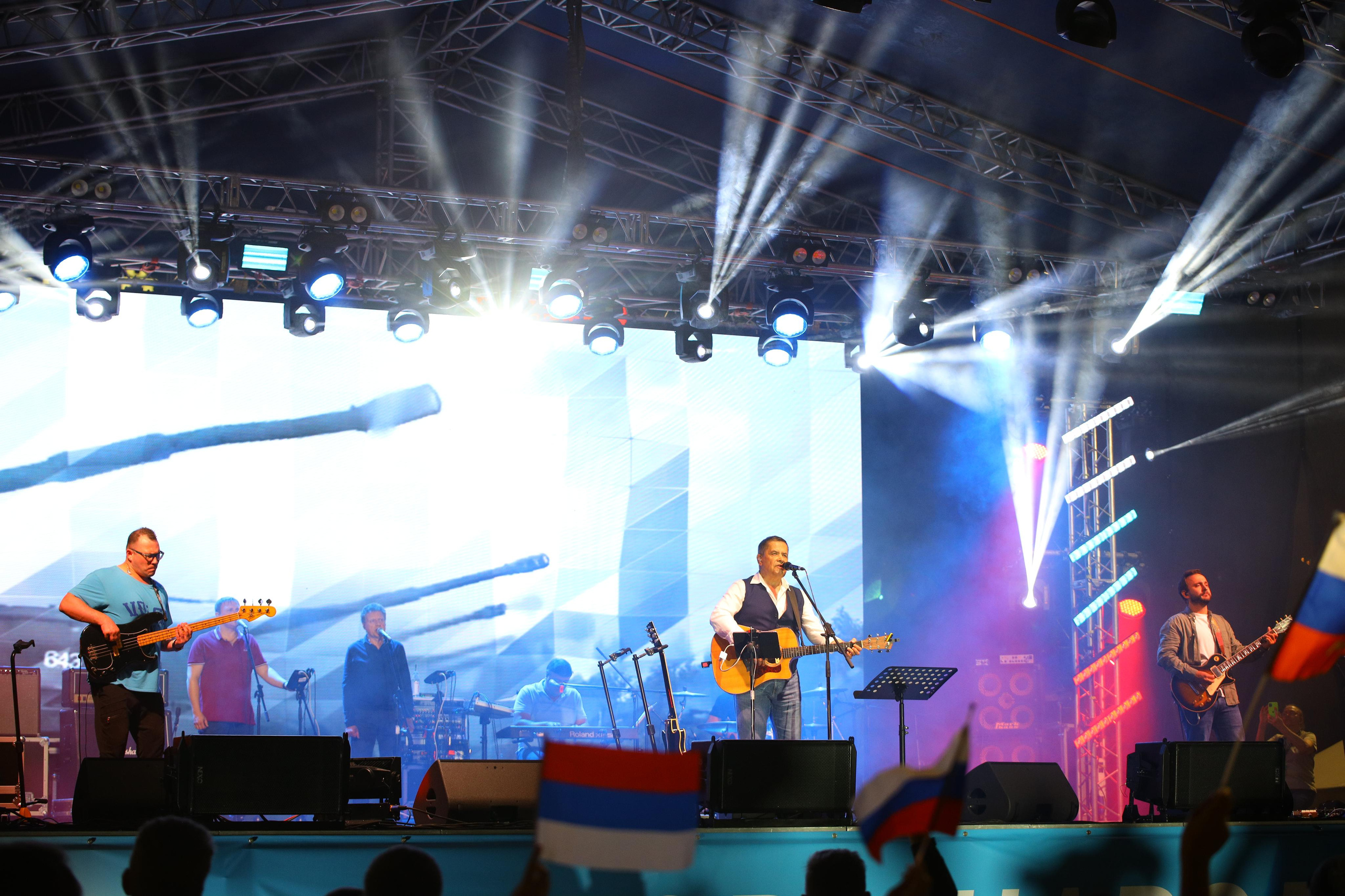 Хороша Родная. Концерт Николая Расторгуева и группы «ЛЮБЭ». Фотограф в Туле Крупский АнДРей. Фотостудия «КАДР71» в Туле