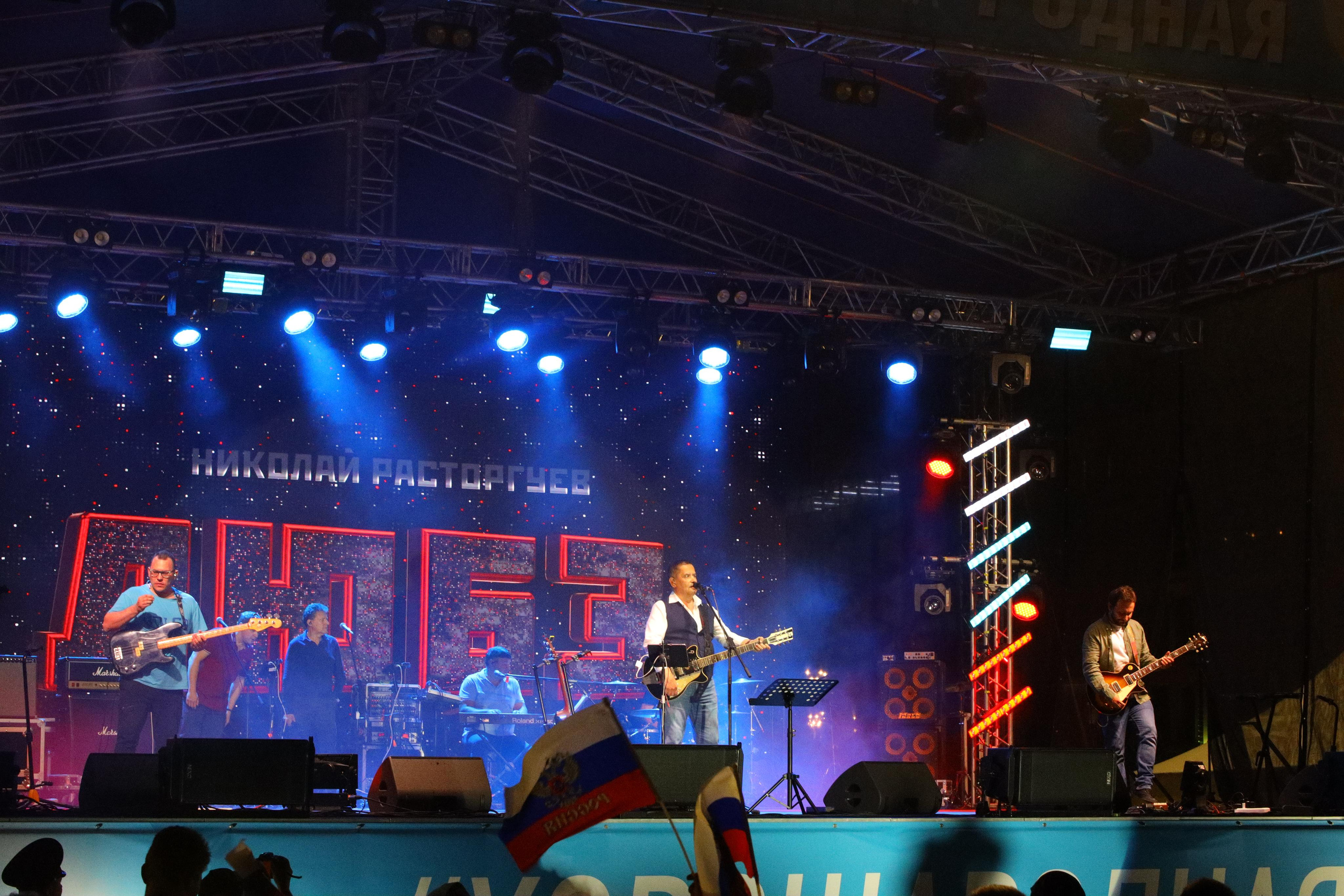 Хороша Родная. Концерт Николая Расторгуева и группы «ЛЮБЭ». Фотограф в Туле Крупский АнДРей. Фотостудия «КАДР71» в Туле