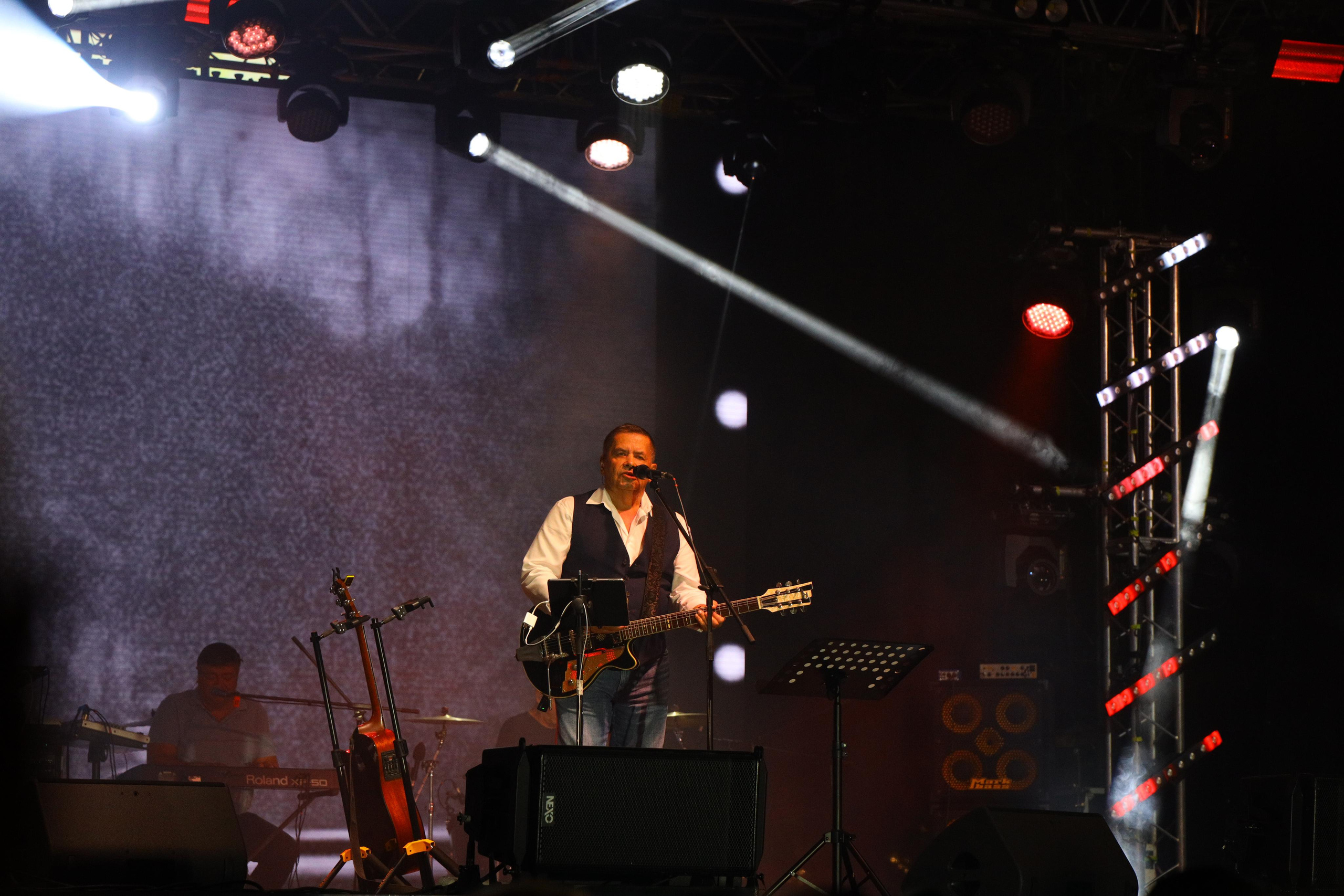 Хороша Родная. Концерт Николая Расторгуева и группы «ЛЮБЭ». Фотограф в Туле Крупский АнДРей. Фотостудия «КАДР71» в Туле