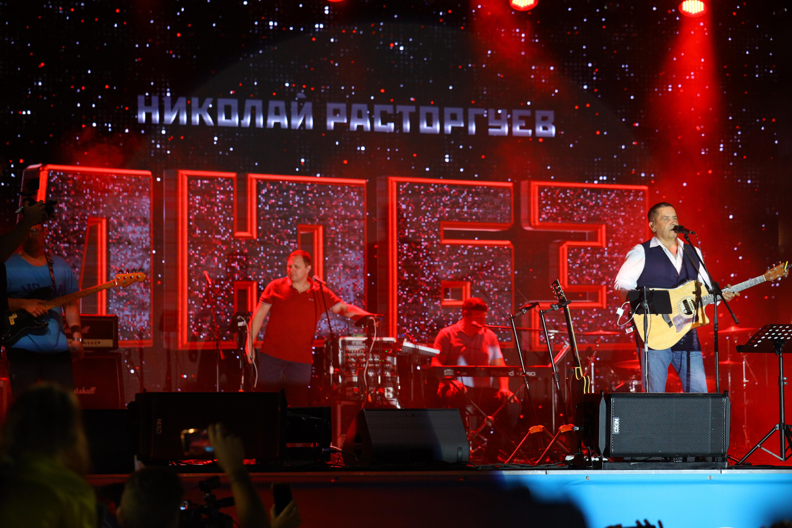 Хороша Родная. Концерт Николая Расторгуева и группы «ЛЮБЭ». Фотограф в Туле Крупский АнДРей. Фотостудия «КАДР71» в Туле