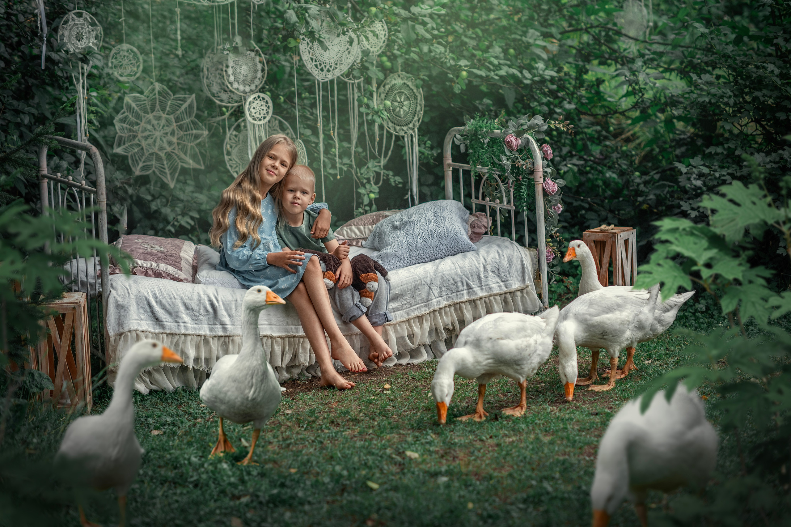 В САДУ. Семейный фотограф Екатеринбург Лора Мур