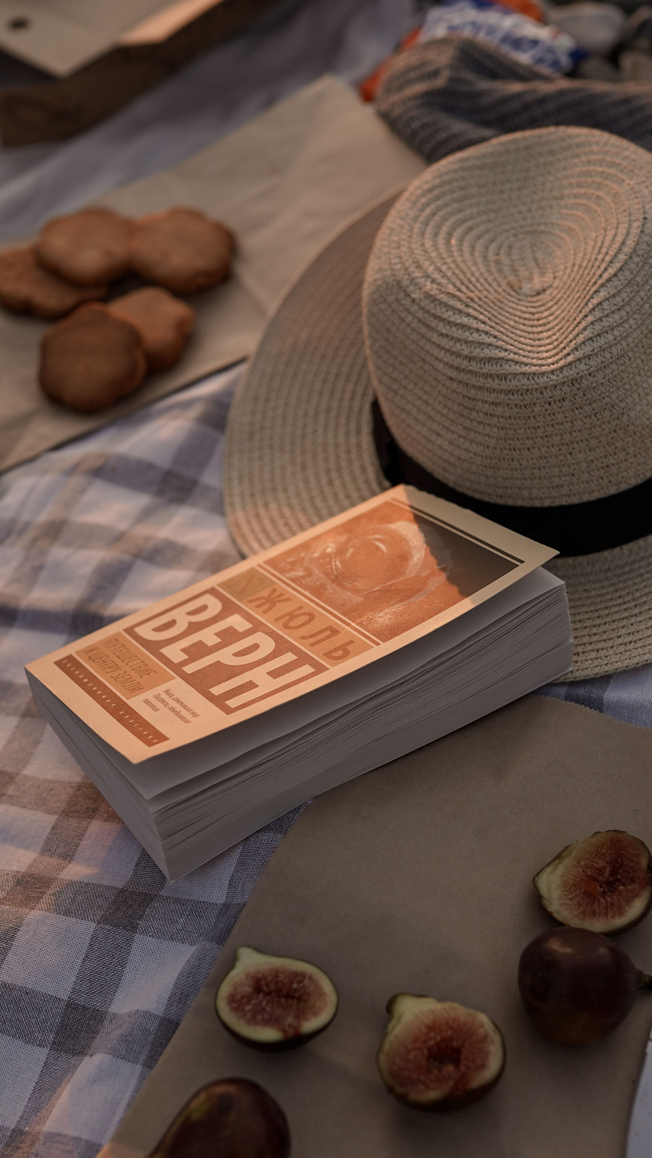 Старая Гагра. Абхазия. Милана Довгаль - семейный фотограф и видеограф  в Адлере и Сочи