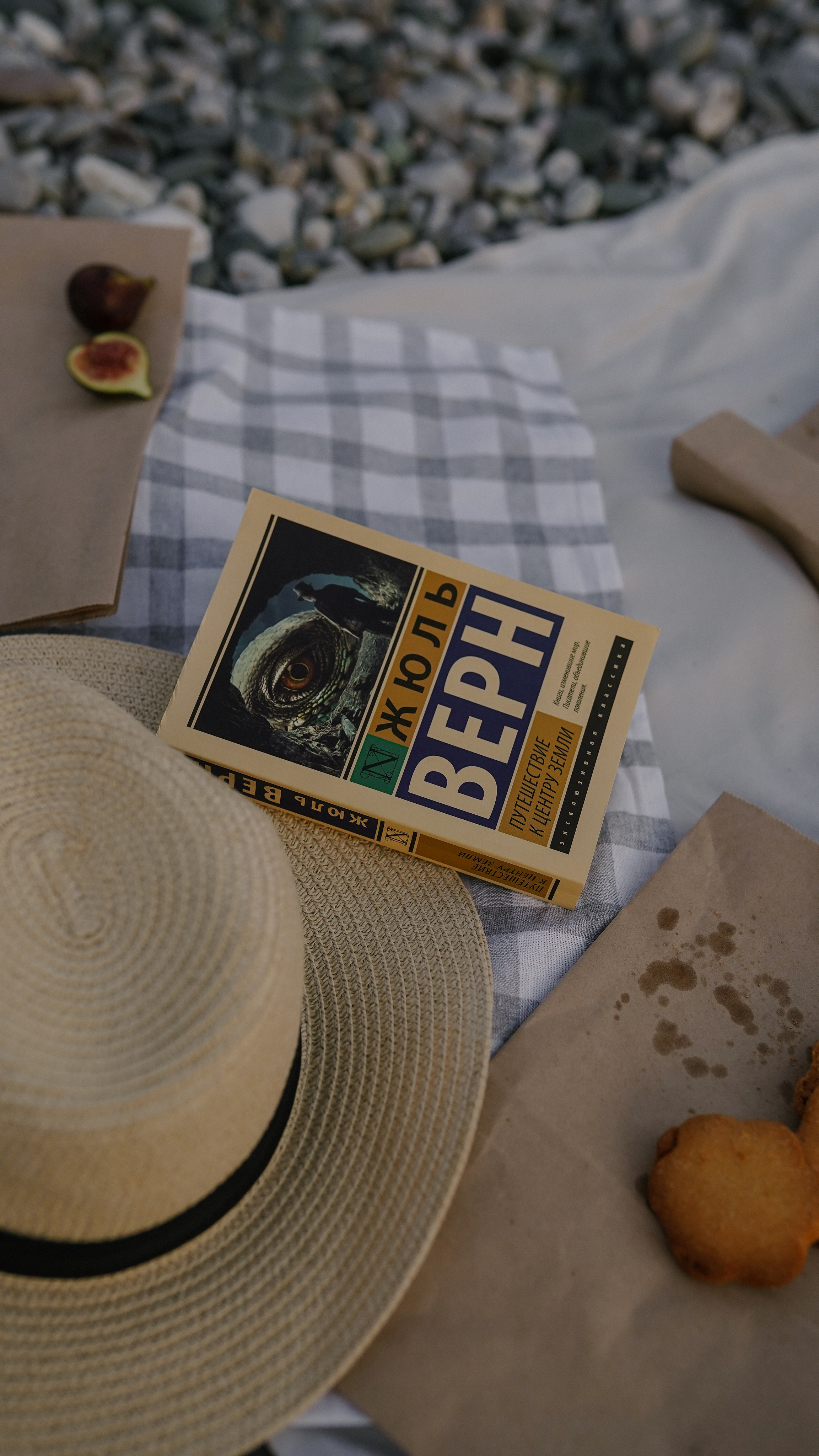 Старая Гагра. Абхазия. Милана Довгаль - семейный фотограф и видеограф  в Адлере и Сочи