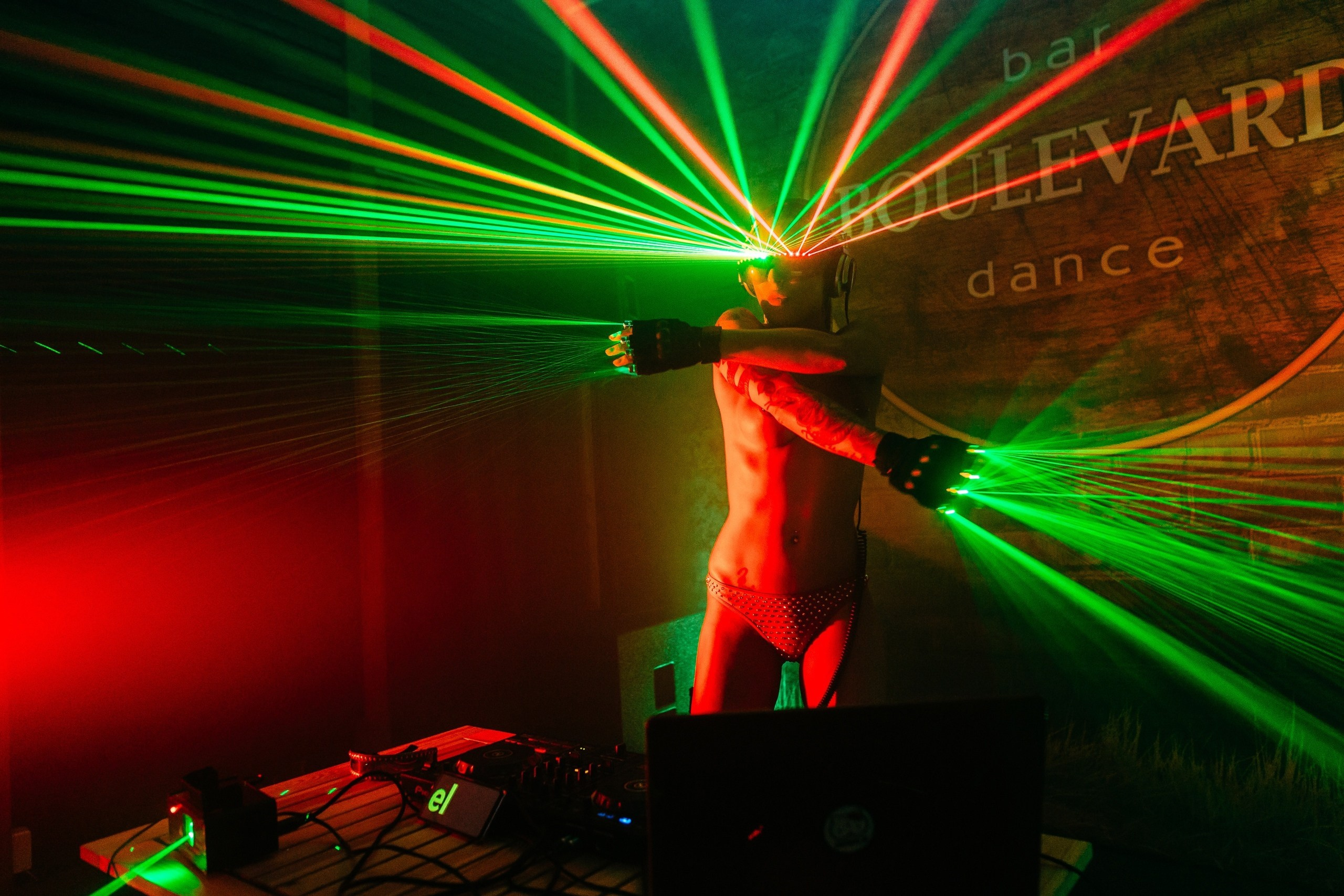 Клубы. Ваш самый лучший фотограф!