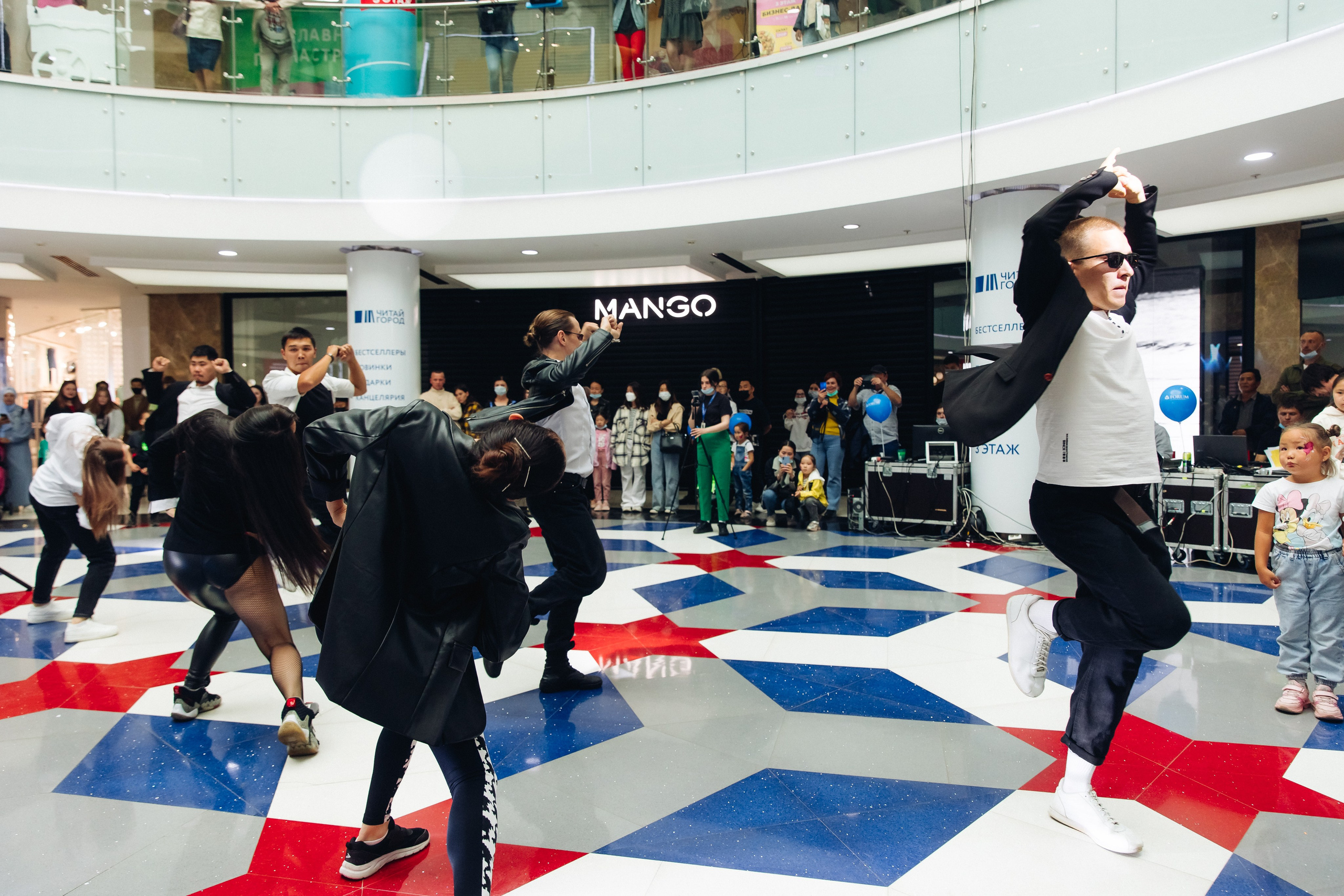 5 лет ТЦ Форум. Свадебный и семейный фотограф в Улан-Удэ