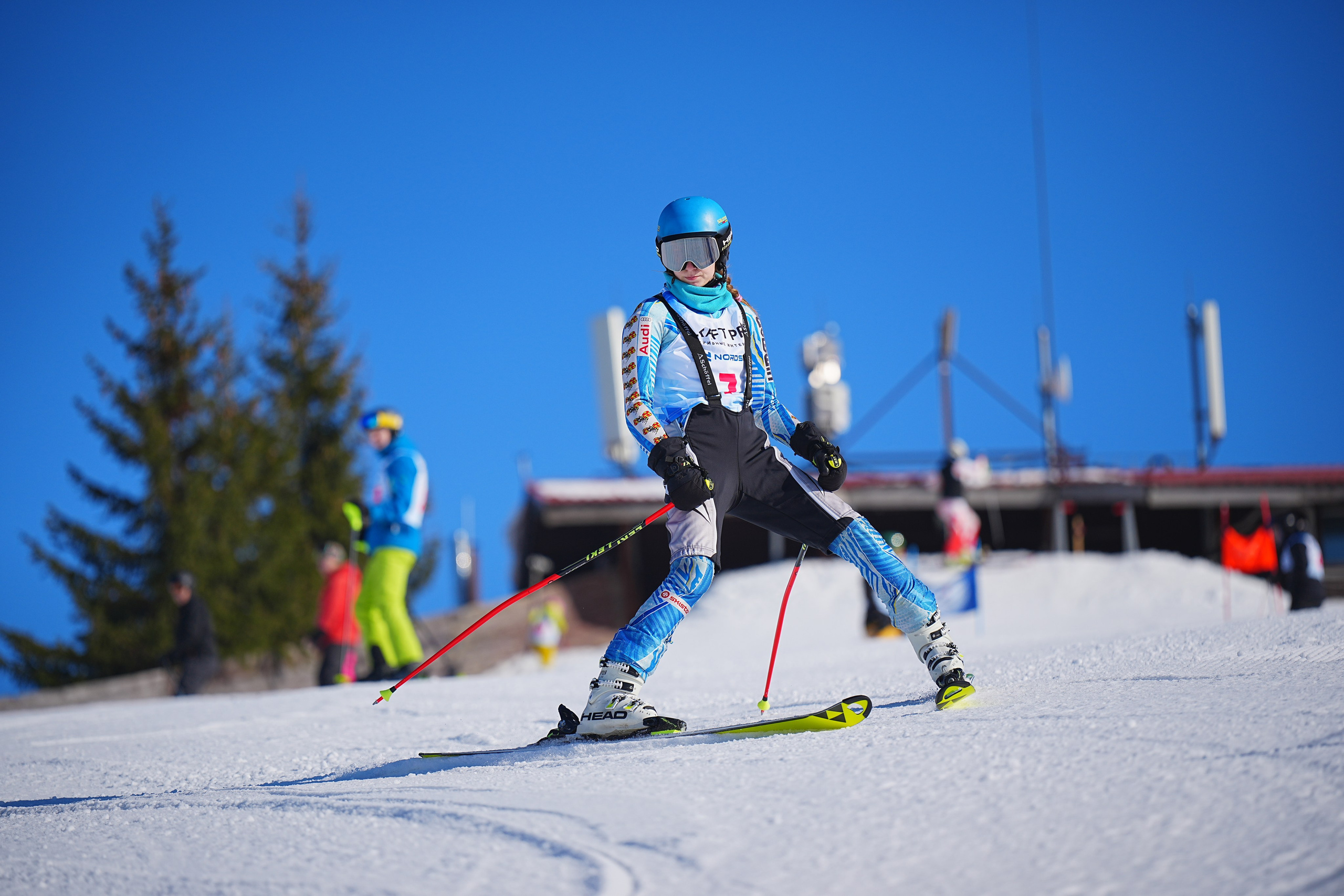 Шуколово. Открытое Первенство МФТИ по горным лыжам. GS, Telemark, 2024. Фотограф Студитский Евгений