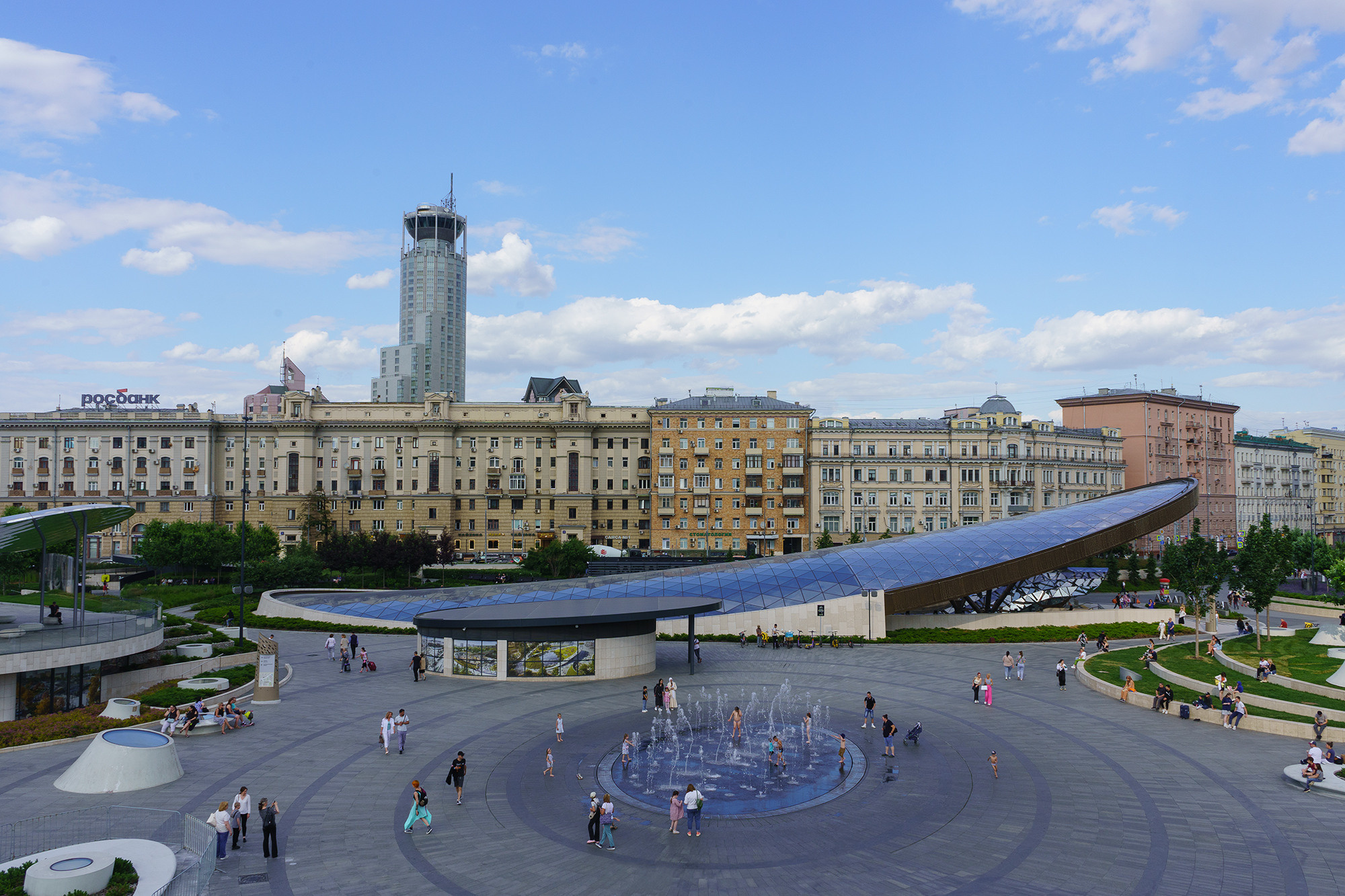 Москва летняя. Фотохудожник в Москве Виктория Лаврова Искусство авторской фотографии для Вас