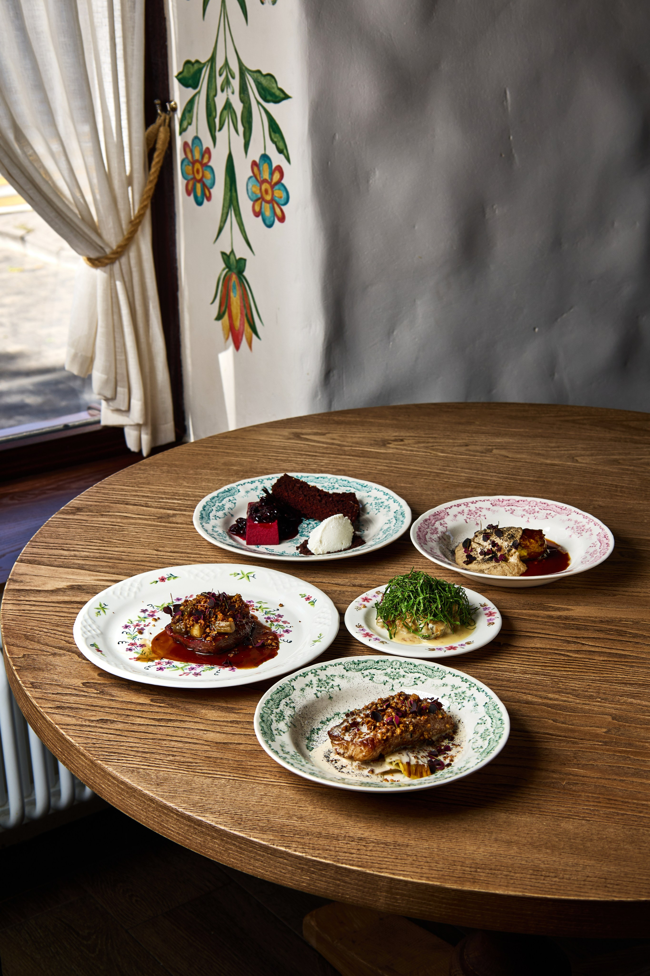 Казак. Выведите свои товары на новый уровень с профессиональной предметной фотографией. Предметный фотограф Юлия Кравченко