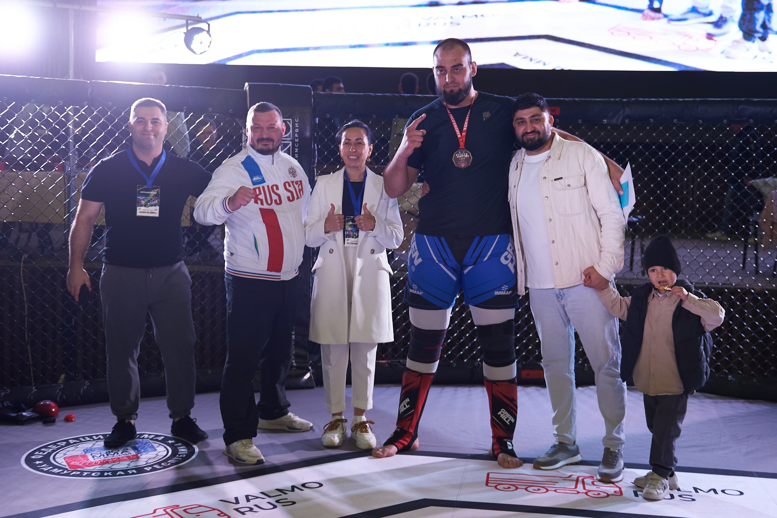 ММА. Битва на Иже-4. Спортивный репортажный фотограф в Ижевске Сергей Мерзляков