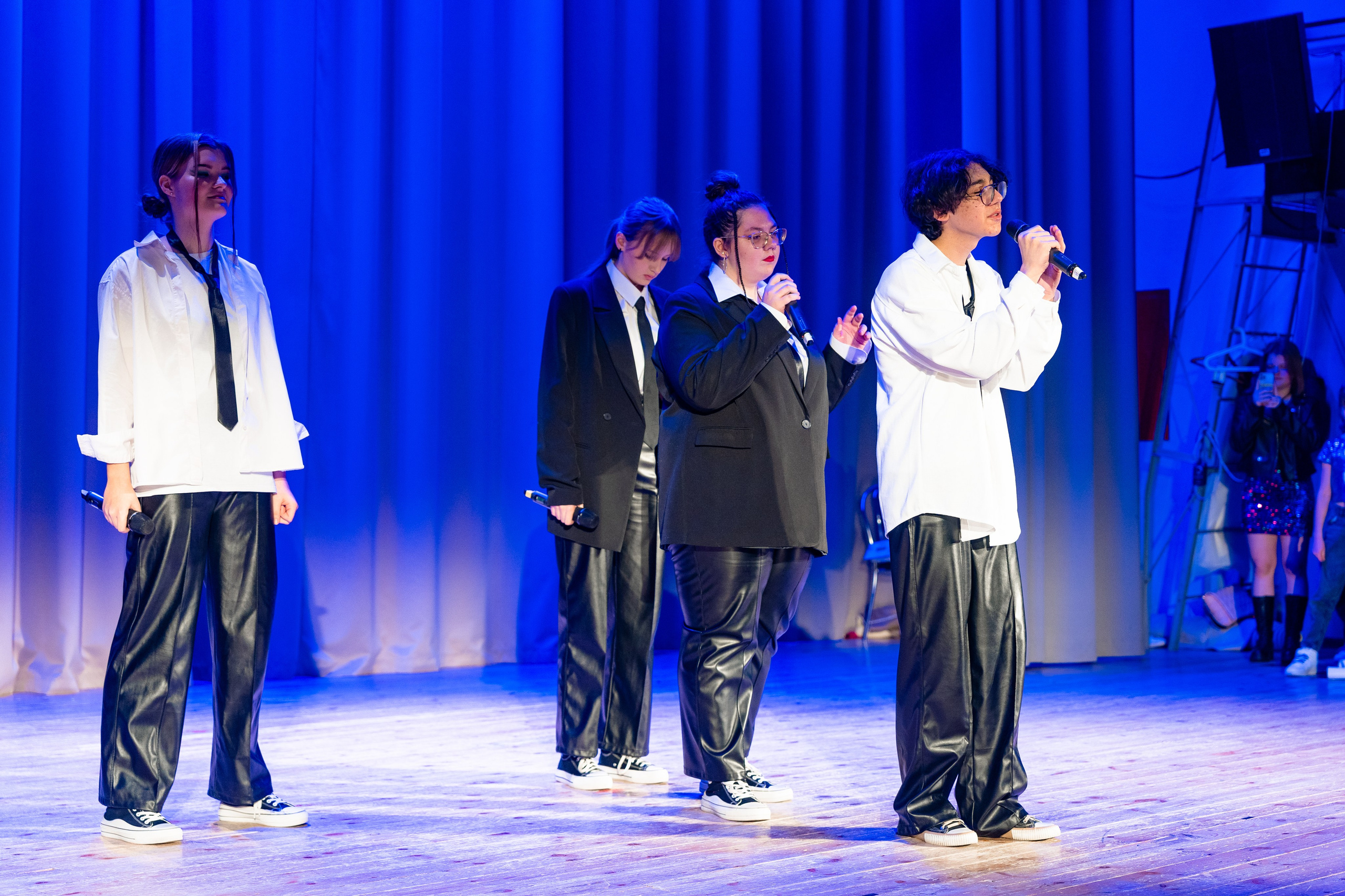 Концерт ДК Буривестник. Фотограф Никита Комаров