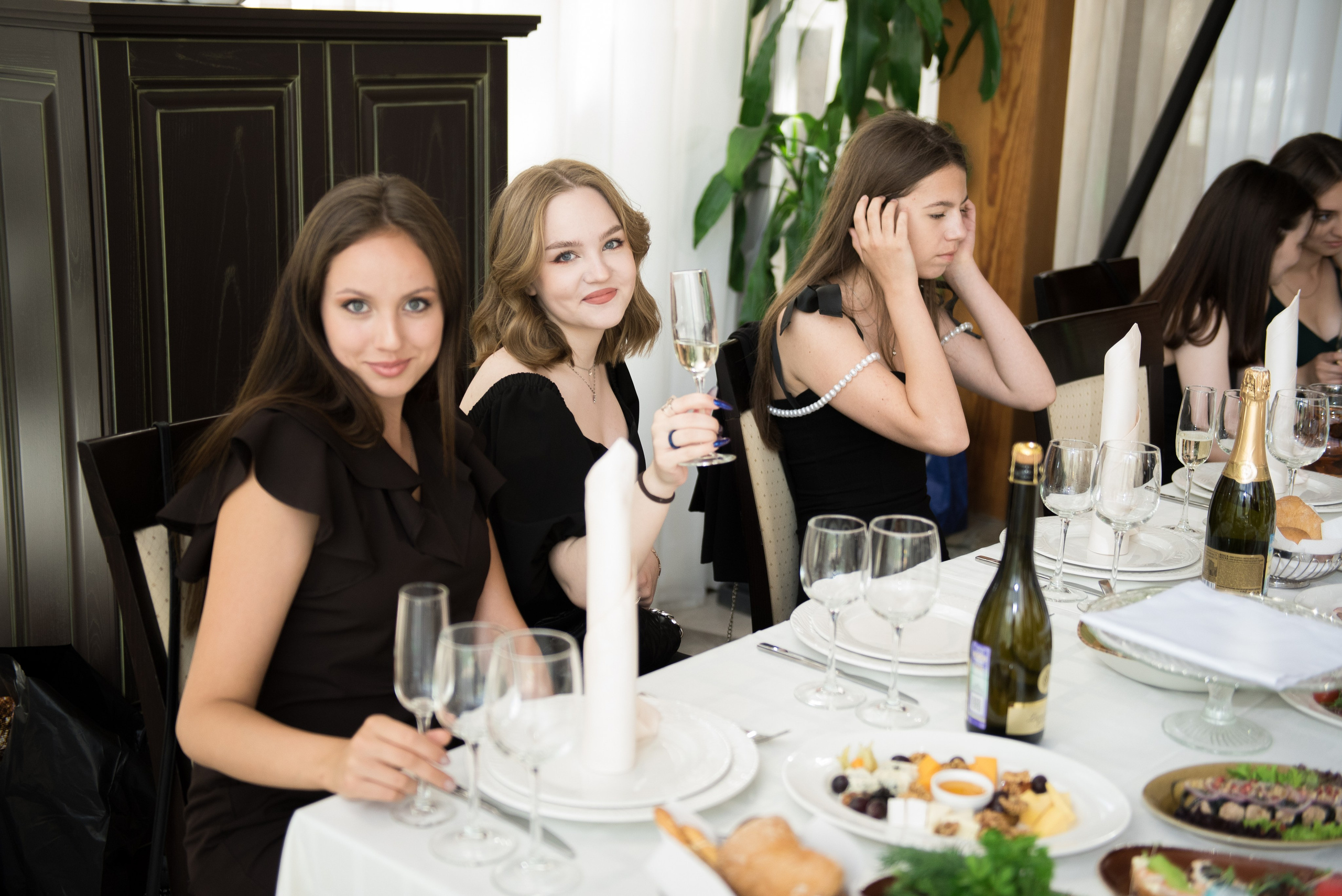 Выпускной — 11 класс. Фотограф Семён Пишта