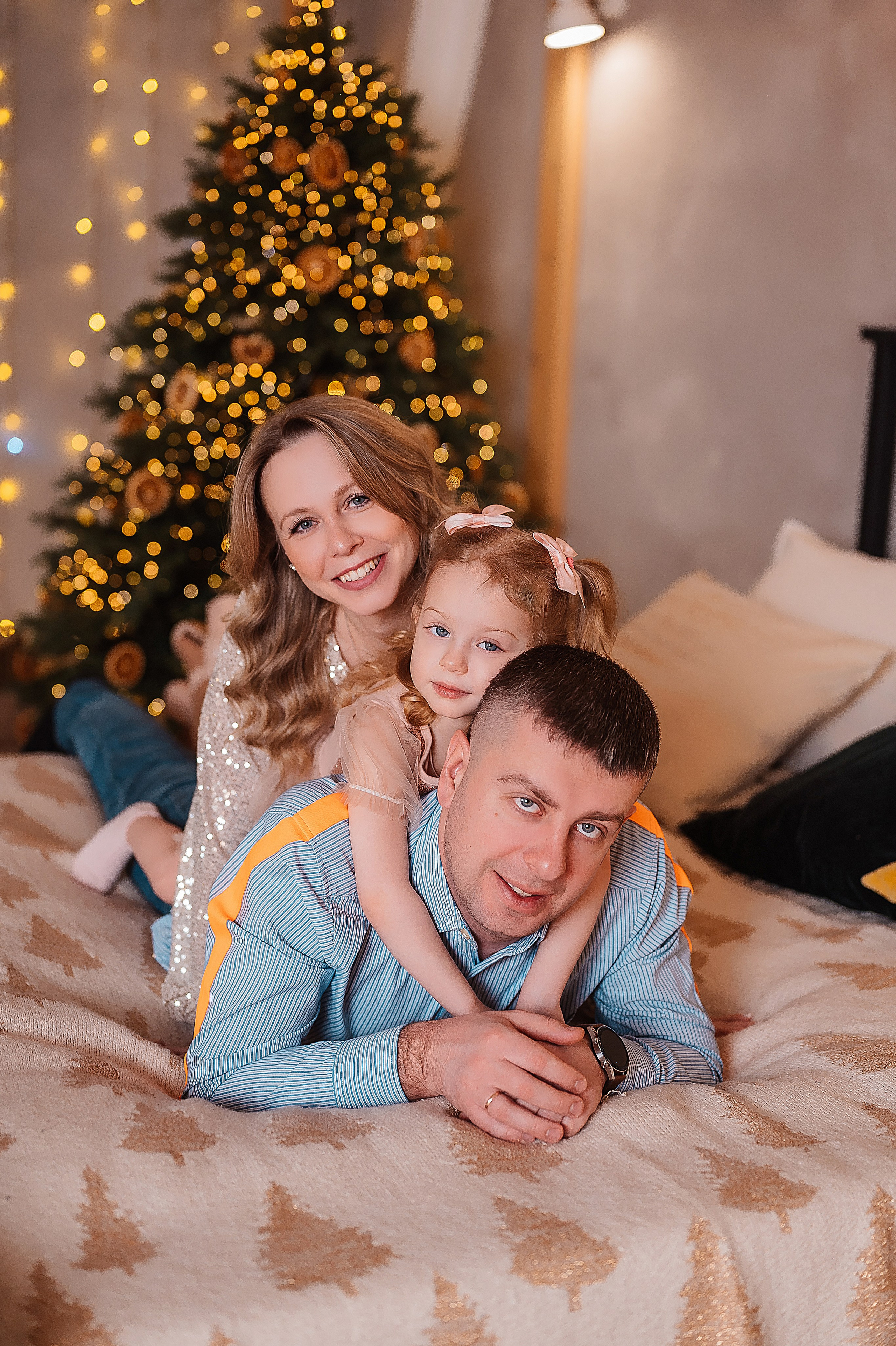 Семейные фотосессии. Детский и семейный фотограф в Красноярске. Фотосессии новорожденных малышей до 1 месяца