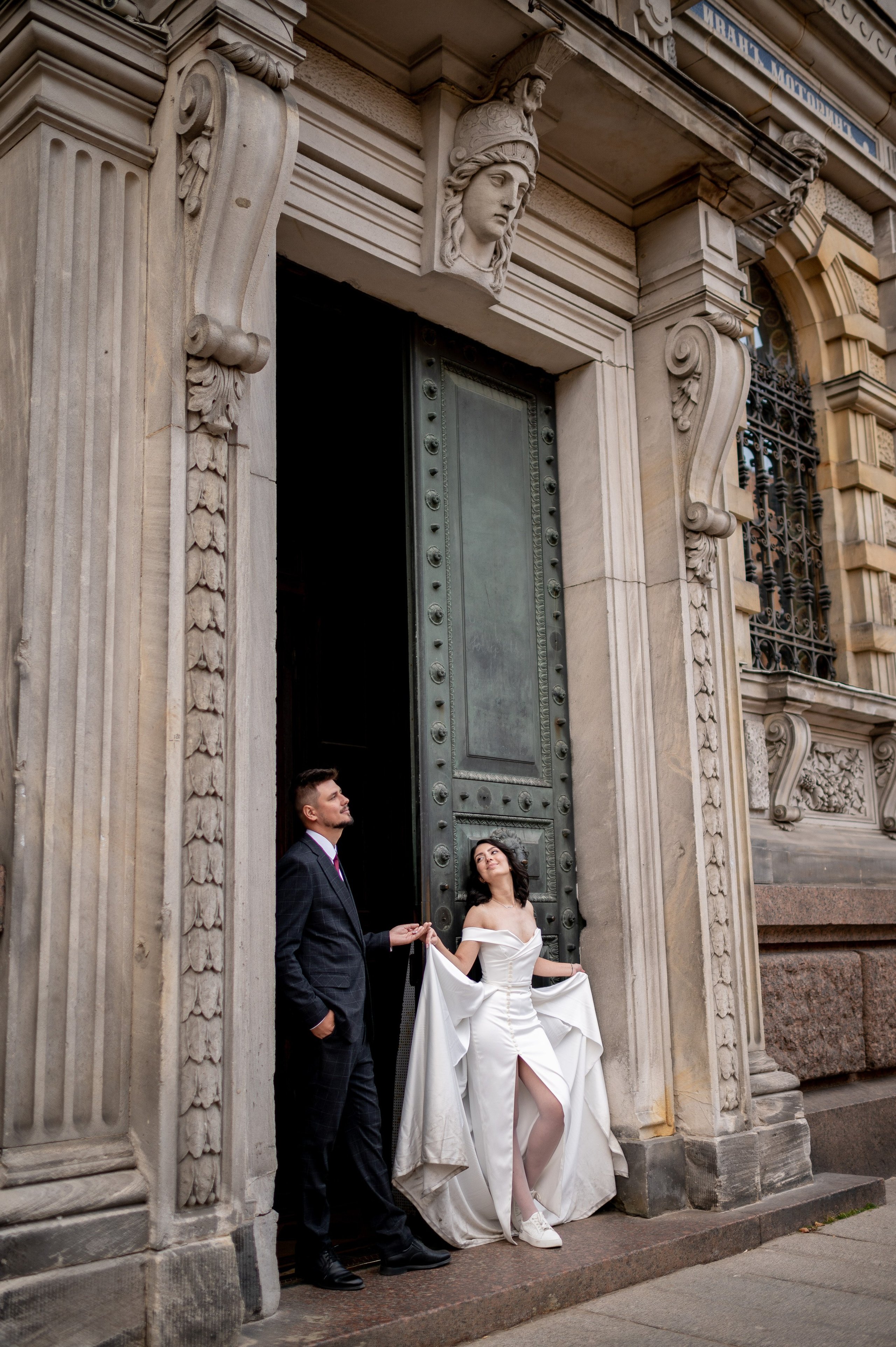 Камерная свадьба в Первом Дворце Бракосочетания №1 на Английской набережной Яны и Евгения. Портретный, семейный и свадебный фотограф в Санкт-Петербурге и в Пушкине Ширяев Денис