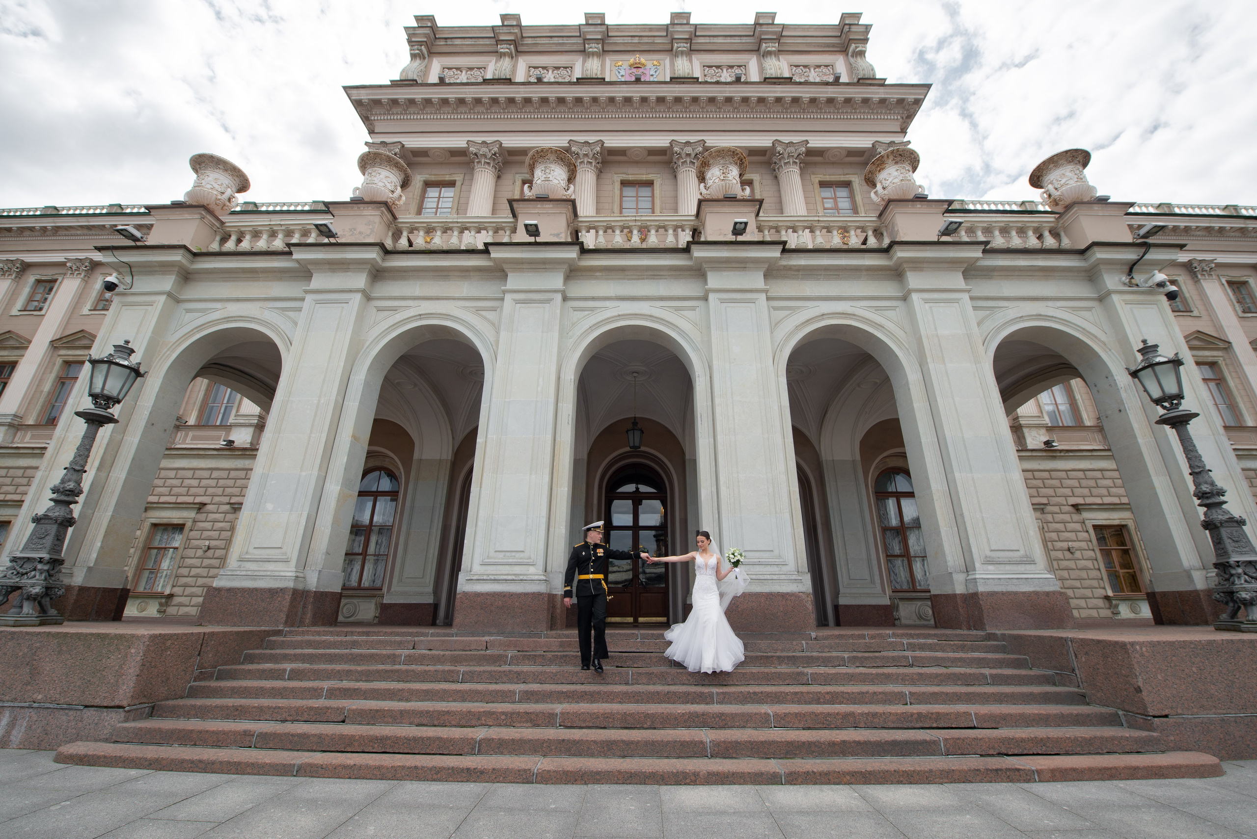 Елизавета и Максим (фотосессия у Дворца Штиглица, набережная Мойки и у Законодательного собрания). Портретный, семейный и свадебный фотограф в Санкт-Петербурге и в Пушкине Ширяев Денис