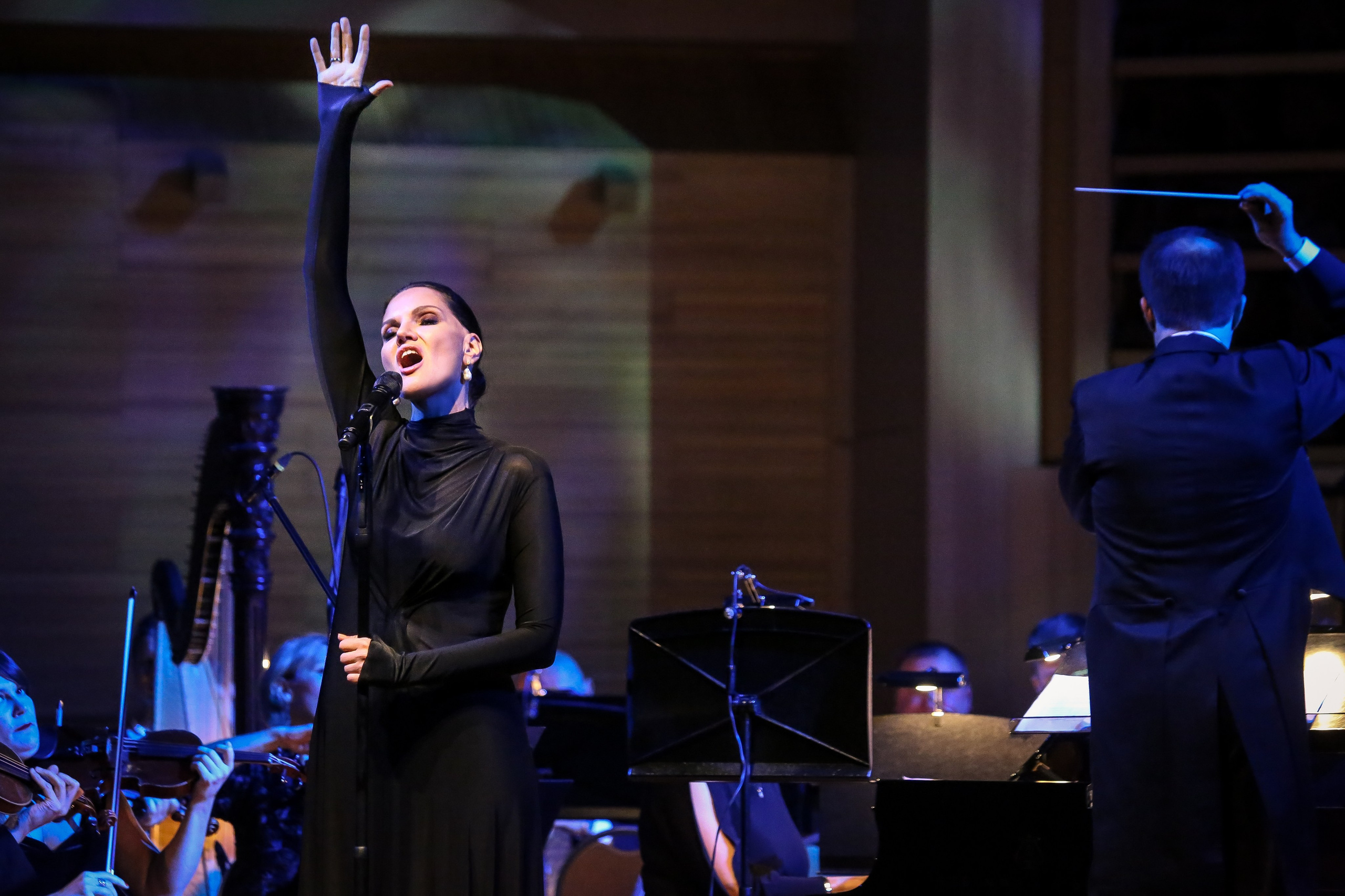 «Я искала тебя»: посвящение Цветаевой. Дарья Письменюк / Darya Leitstern — фотограф, музыкант, журналист, путешественник