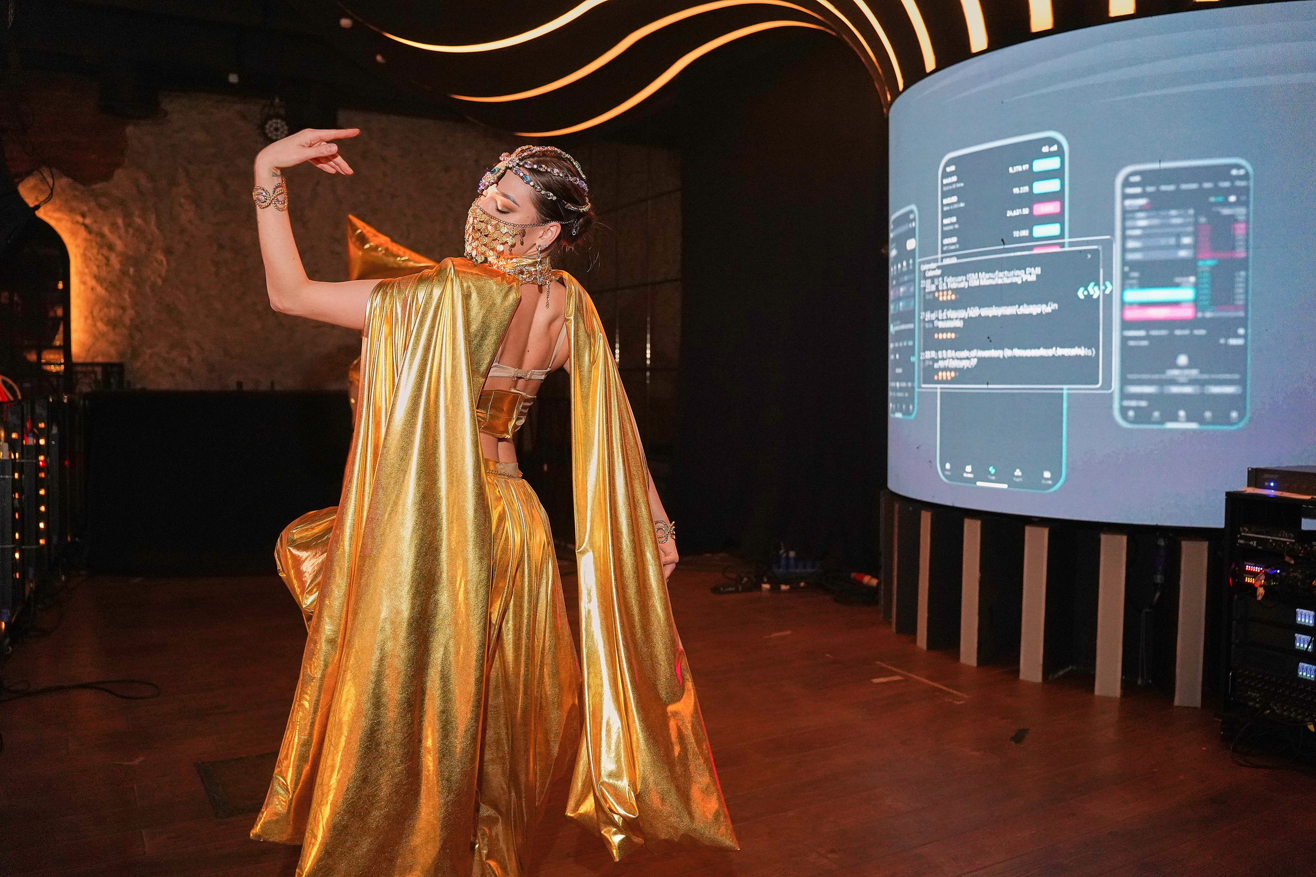 Bitget. Фотограф