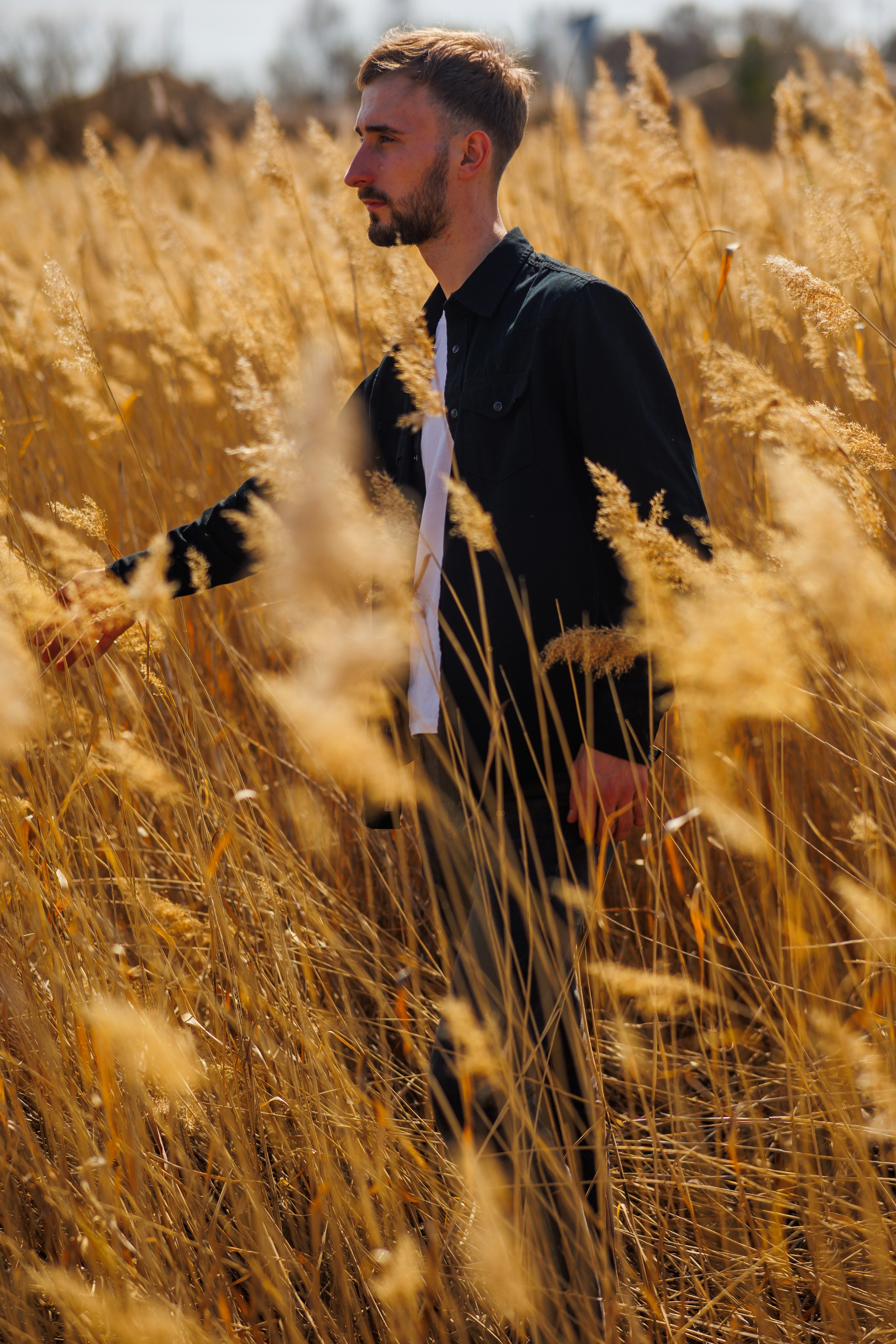 Мужской портрет: фотограф Илья Антропов. Екатеринбург, Свердловская область. Илья Антропов: фотограф и документалист. Портрет, документалистика, бизнес, видео, AI