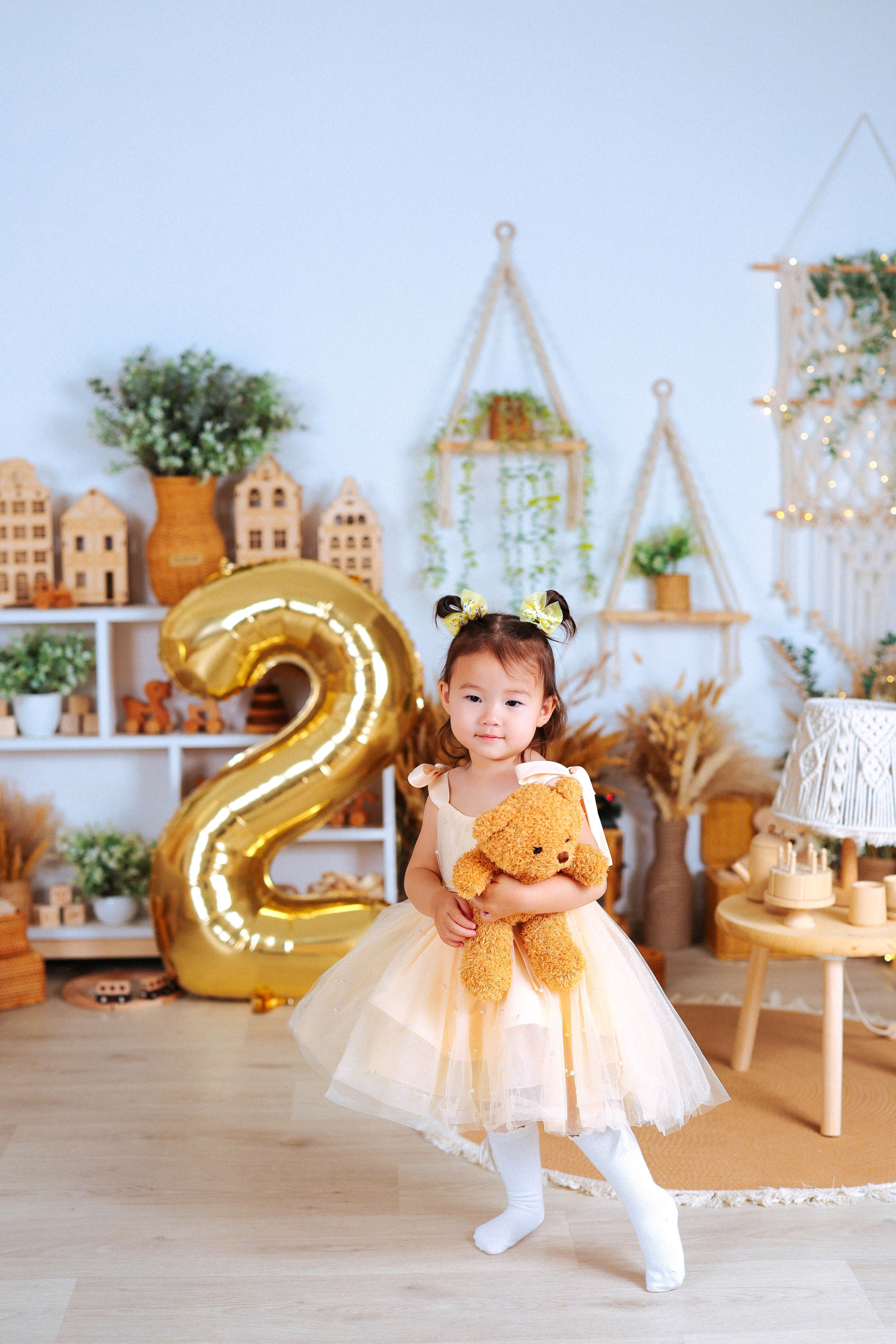 АНТУРАЖ КОВАЛЕВА