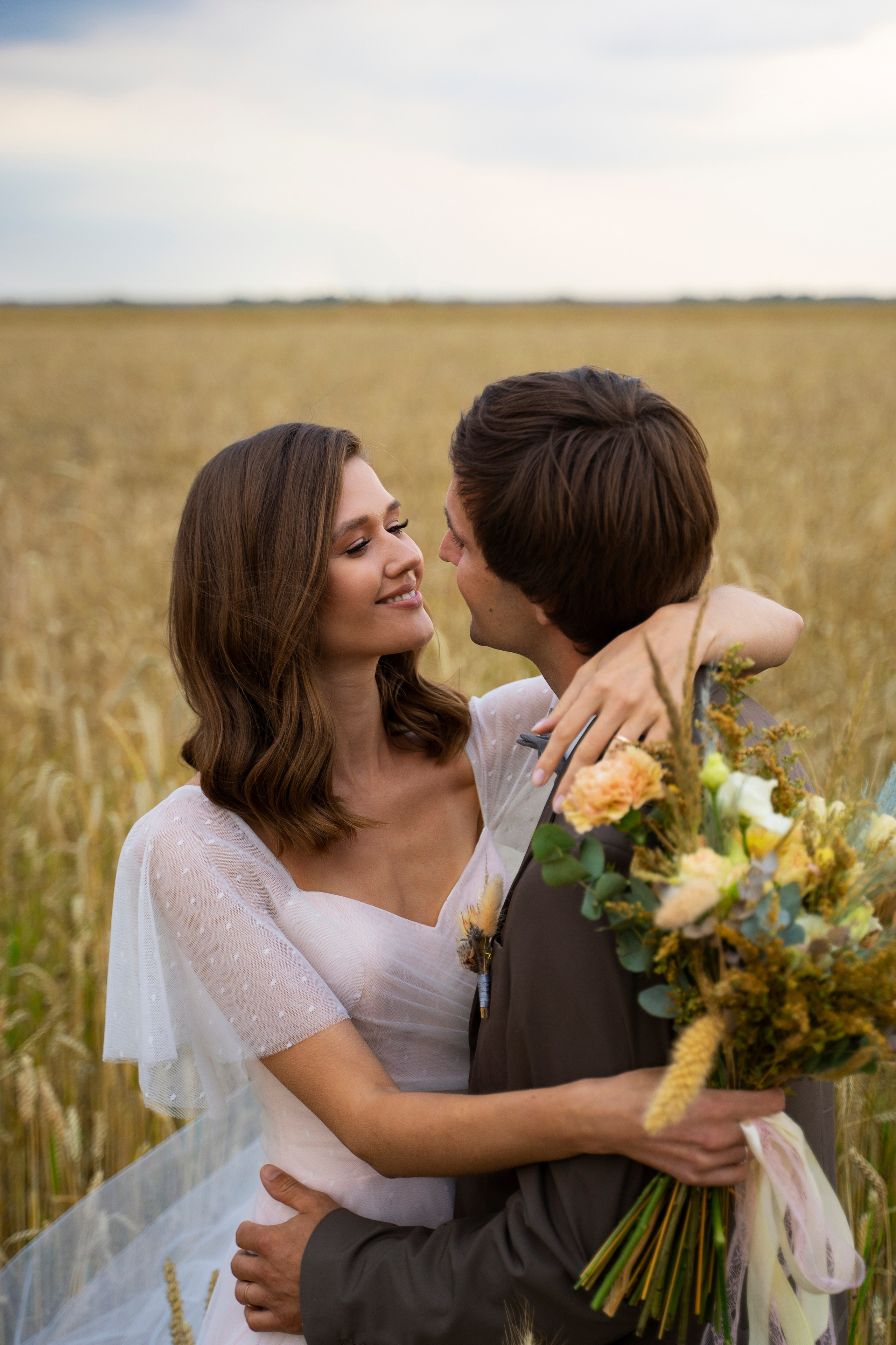 СЪËМКА СВАДЬБЫ ОЛЬГИ И РОМАНА В ОМСКЕ. Свадебный фотограф в Санкт-Петербурге Алиса Беликова