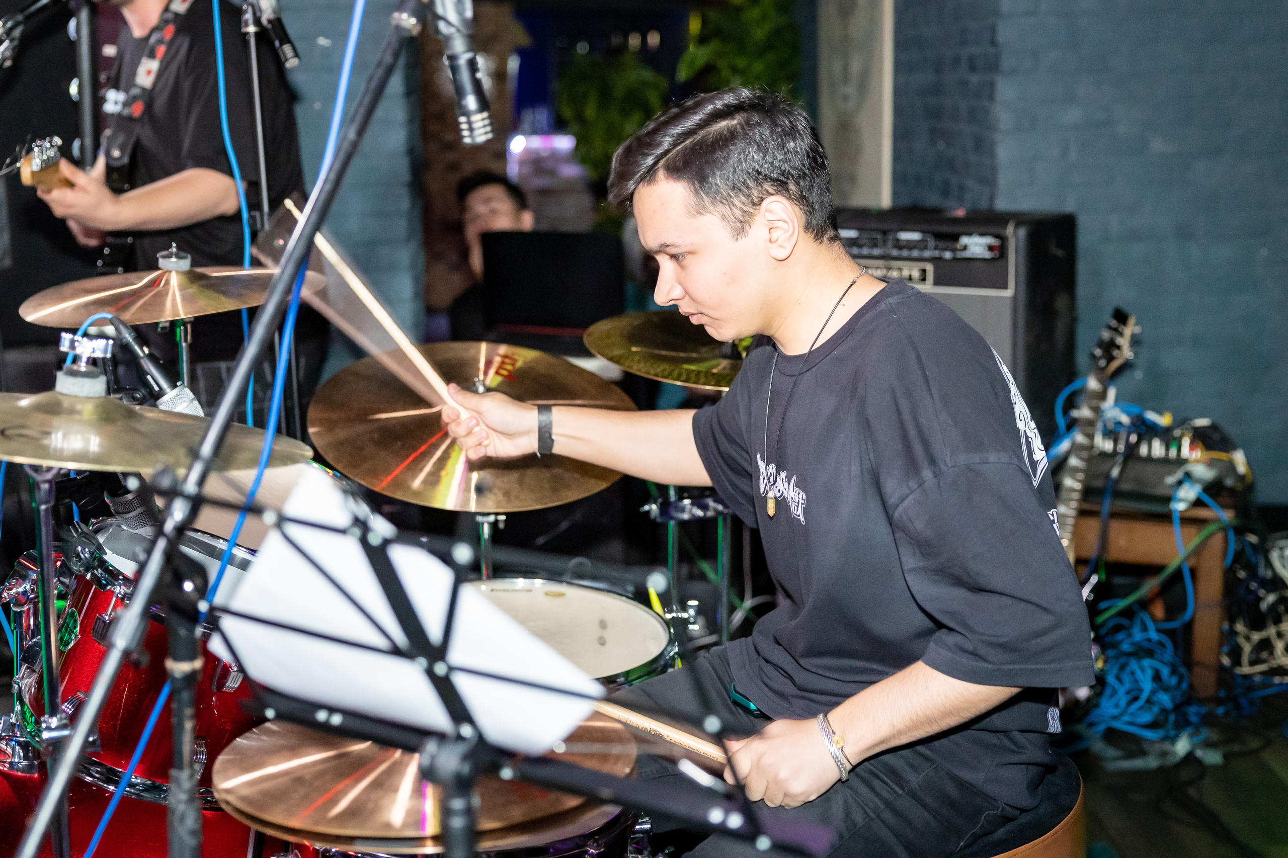 Концерт «Не Школа Барабанов» в Клубе «SOVA». Фотограф Владимир Охрименко