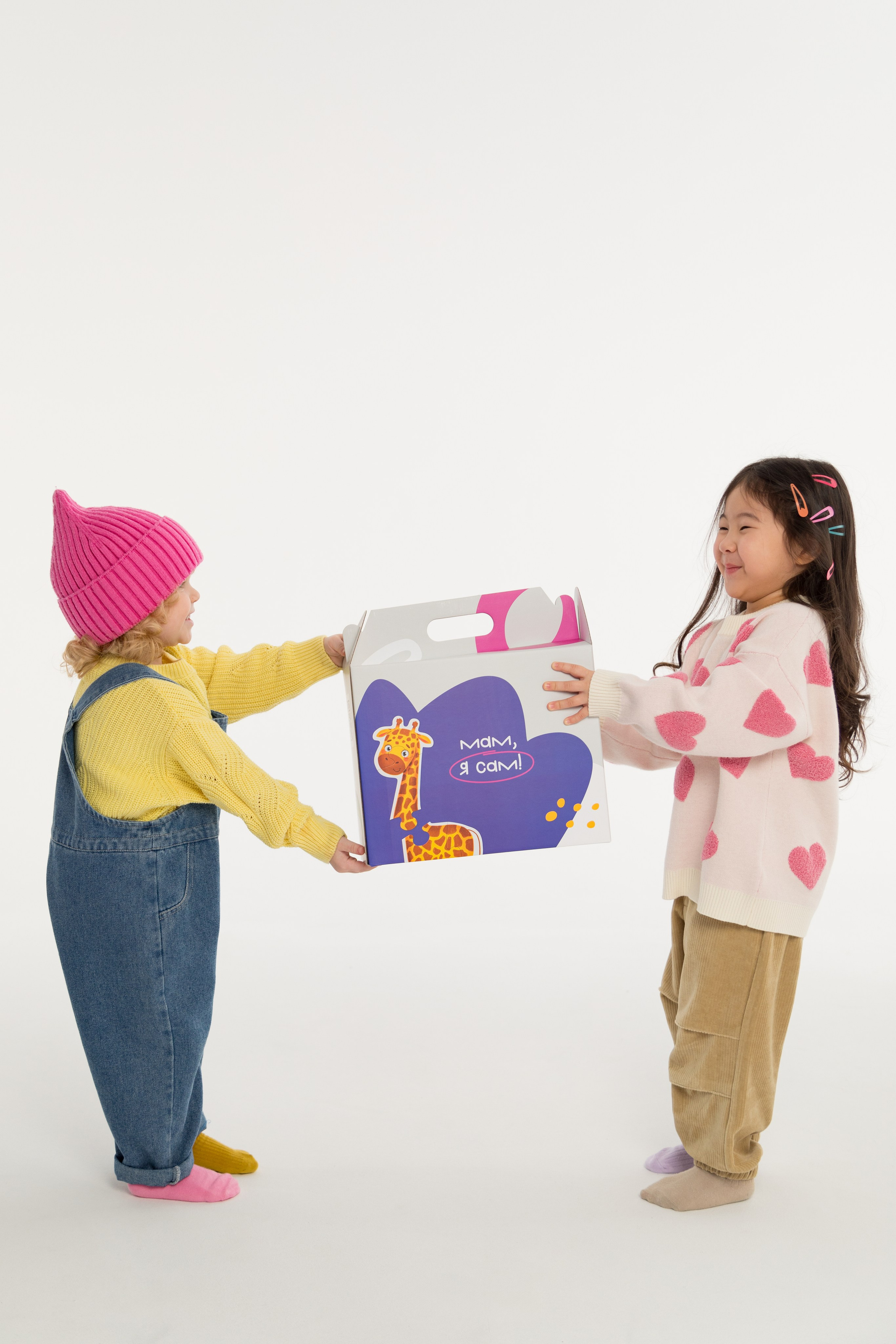 Съемка в циклораме для Харди Гарди. Детский и контент фотограф Надя Волкова Санкт-Петербург