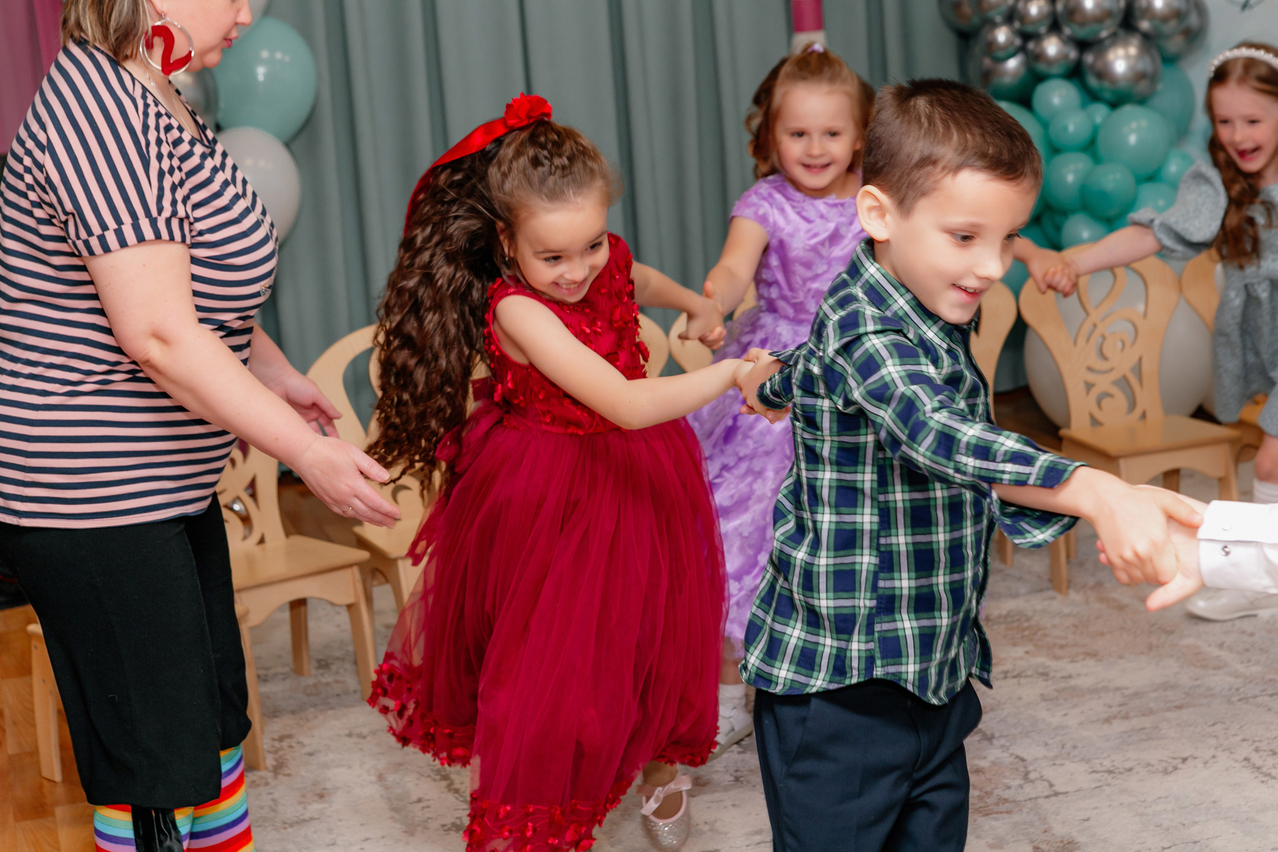 ВЫПУСКНОЙ ДЕТСКИЙ САД. Контент фотограф, съемка для маркетплейсов, фуд съемка и репортажи в Новосибирске Ралия Галеева