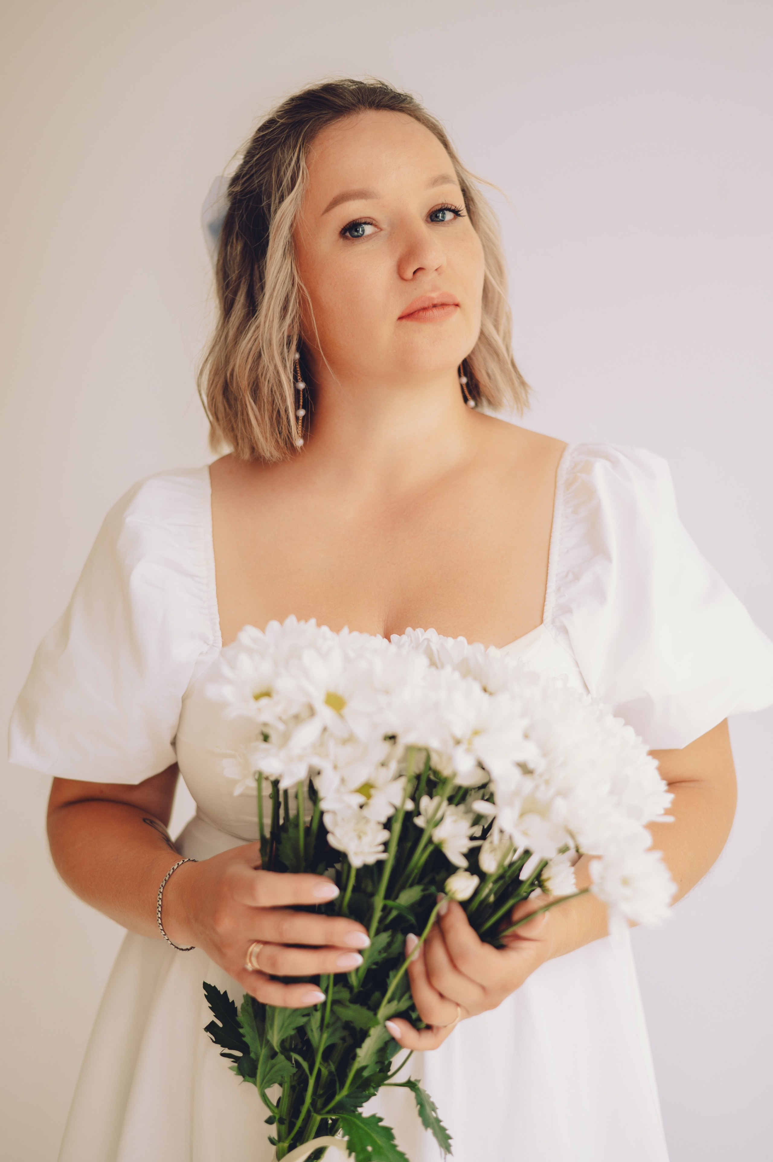 Свадебная фотосессия в студии. Фотограф в Кирове Инна Софронова