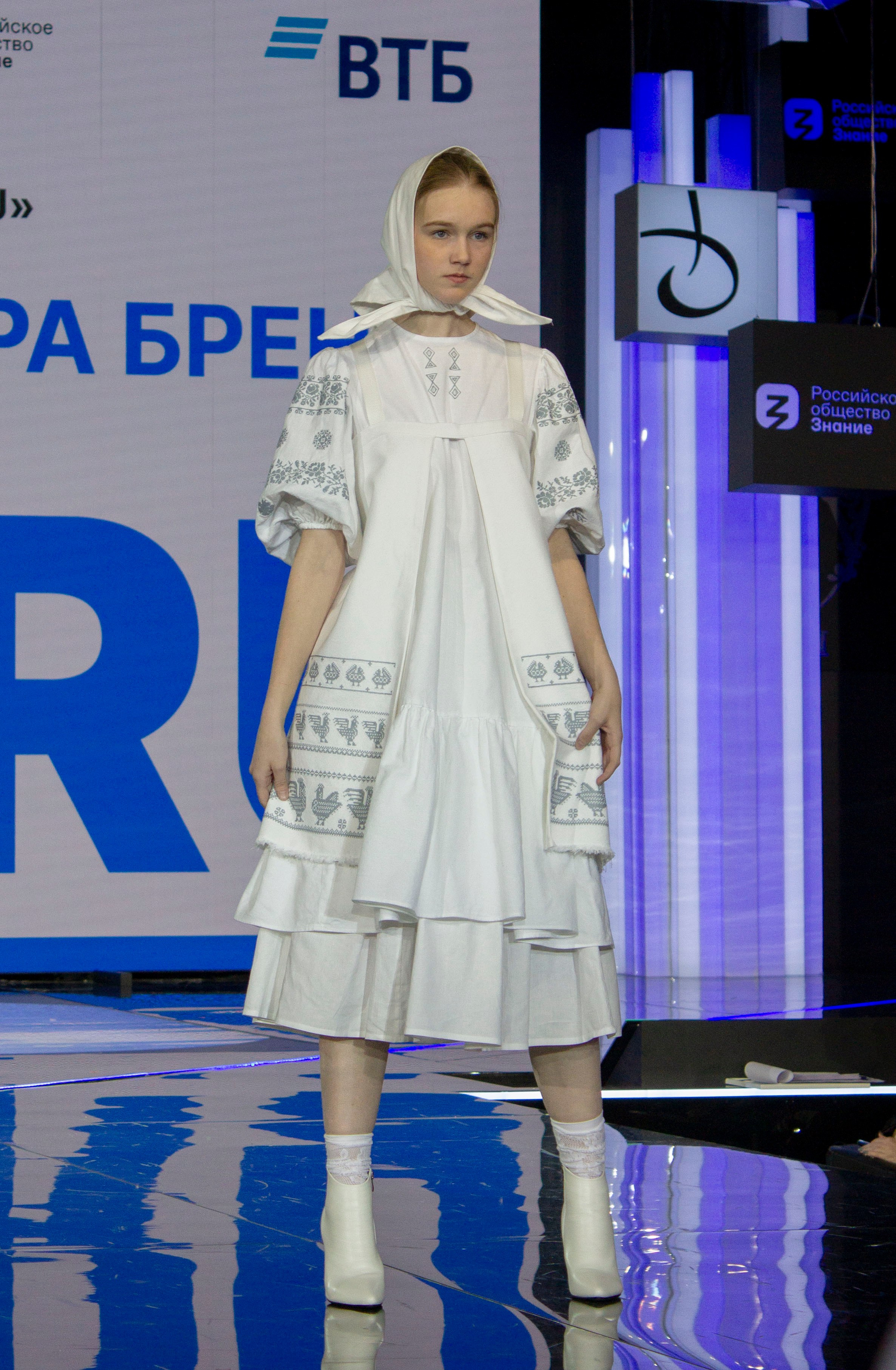 КОНКУРС МОЛОДЫХ ДИЗАЙНЕРОВ «ТОЧКА RU». Репортажный фотограф в Москве Кащеева Анна