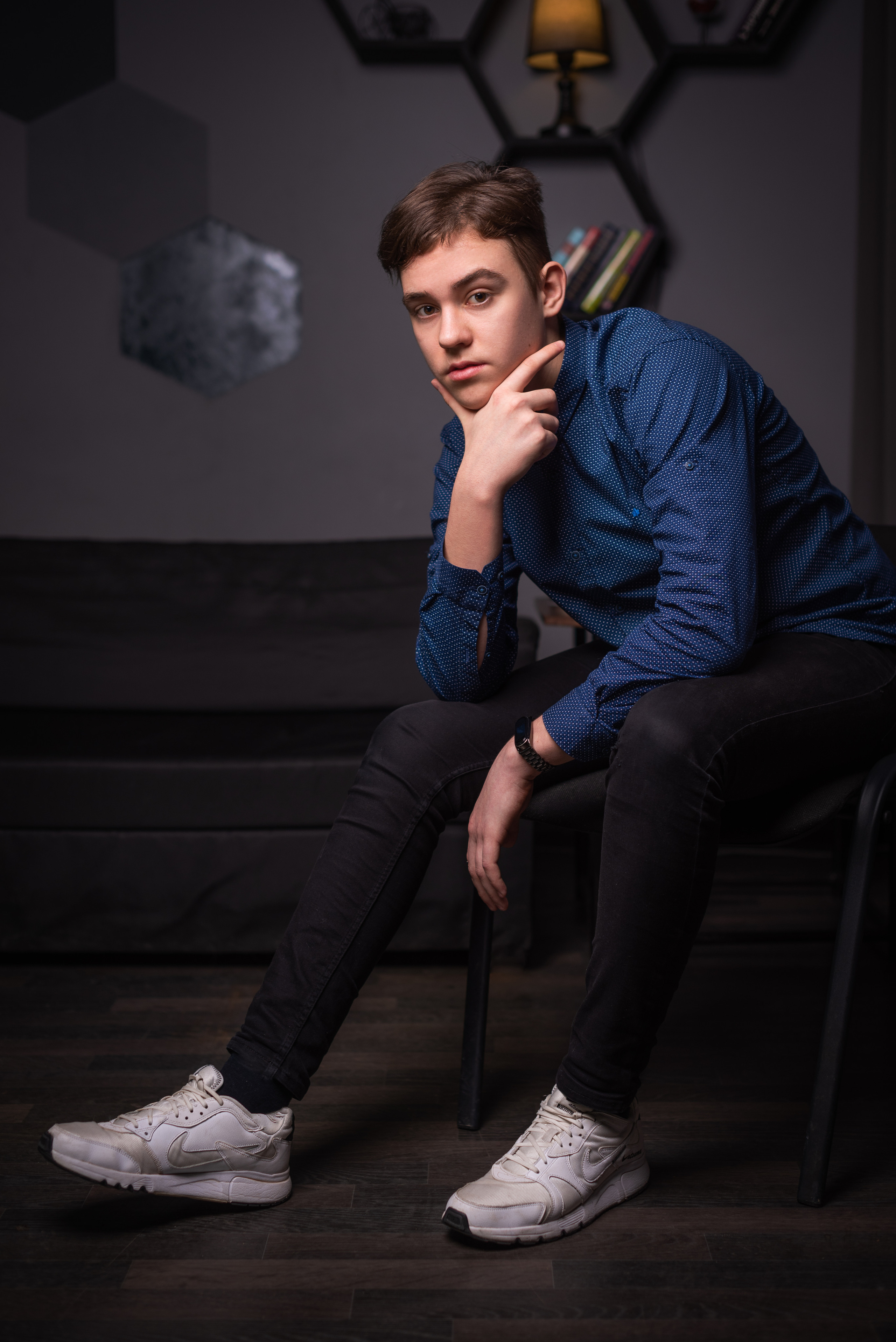 9 класс, Школа № 8. Свадебный и школьный фотограф в Североуральске Иванов Андрей