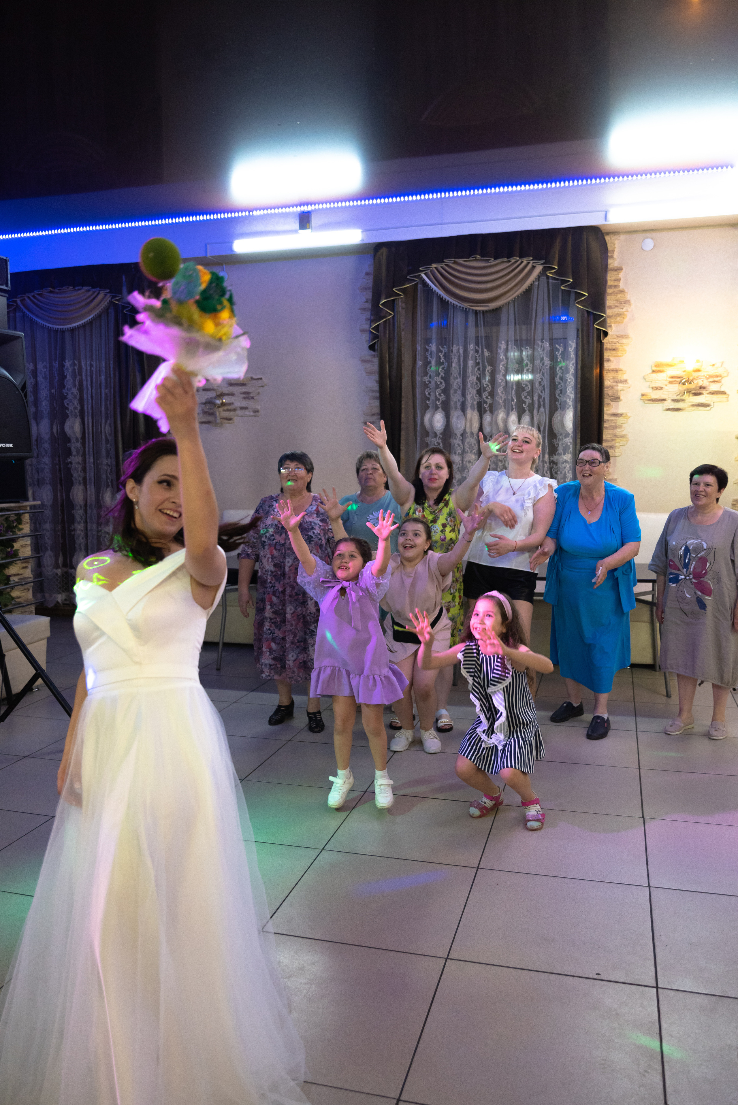 Свадьба Дмитрий & Мария. Свадебный и школьный фотограф в Североуральске Иванов Андрей